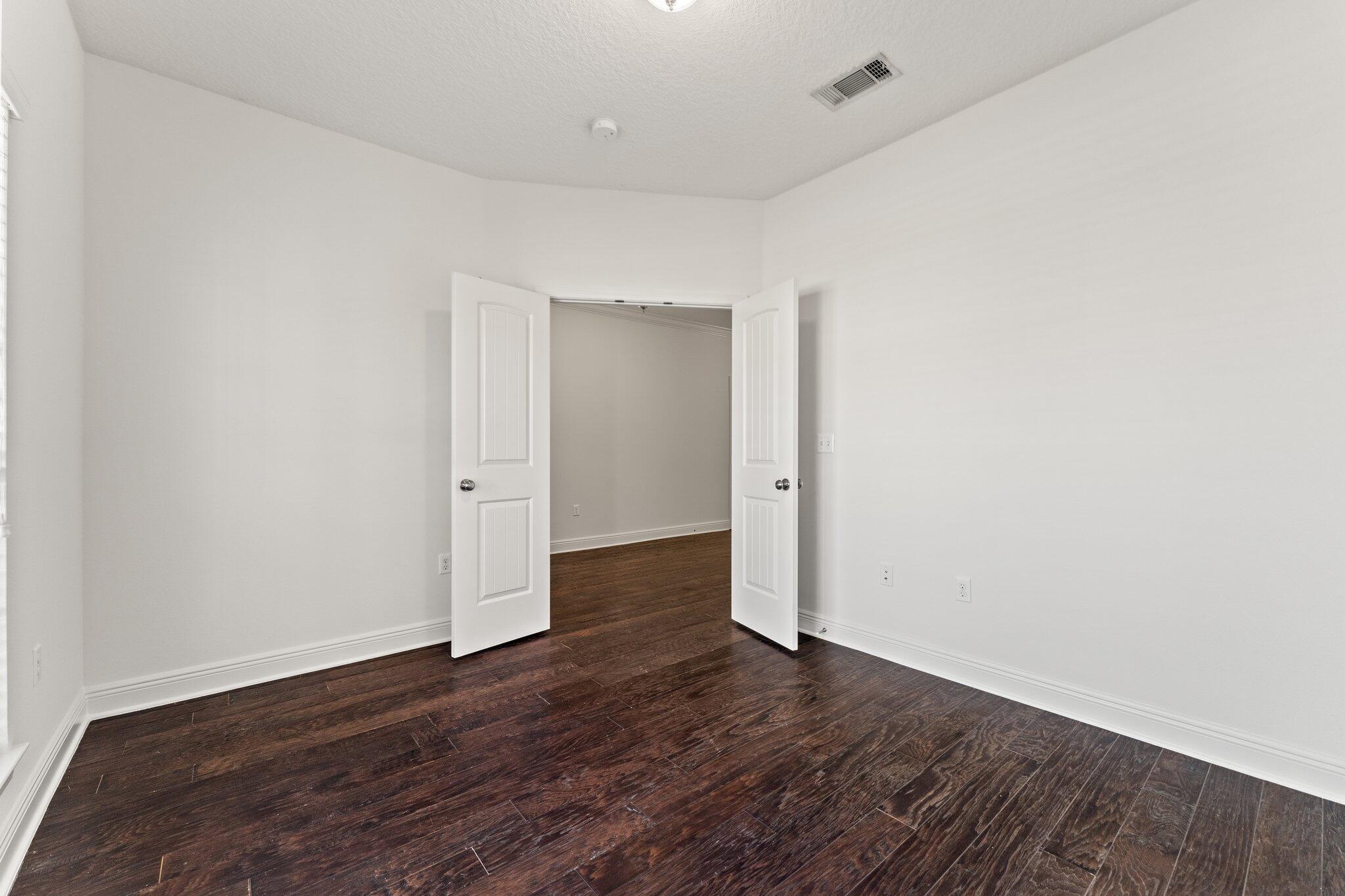 WHISPERING LAKE - Residential Lease