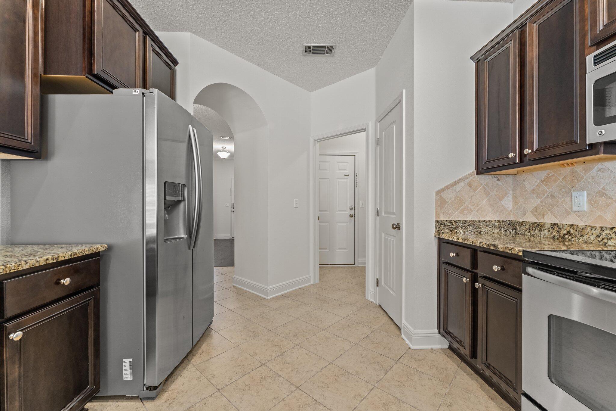 WHISPERING LAKE - Residential Lease