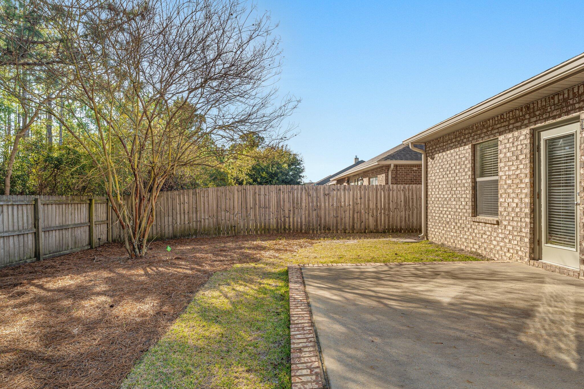 WHISPERING LAKE - Residential Lease