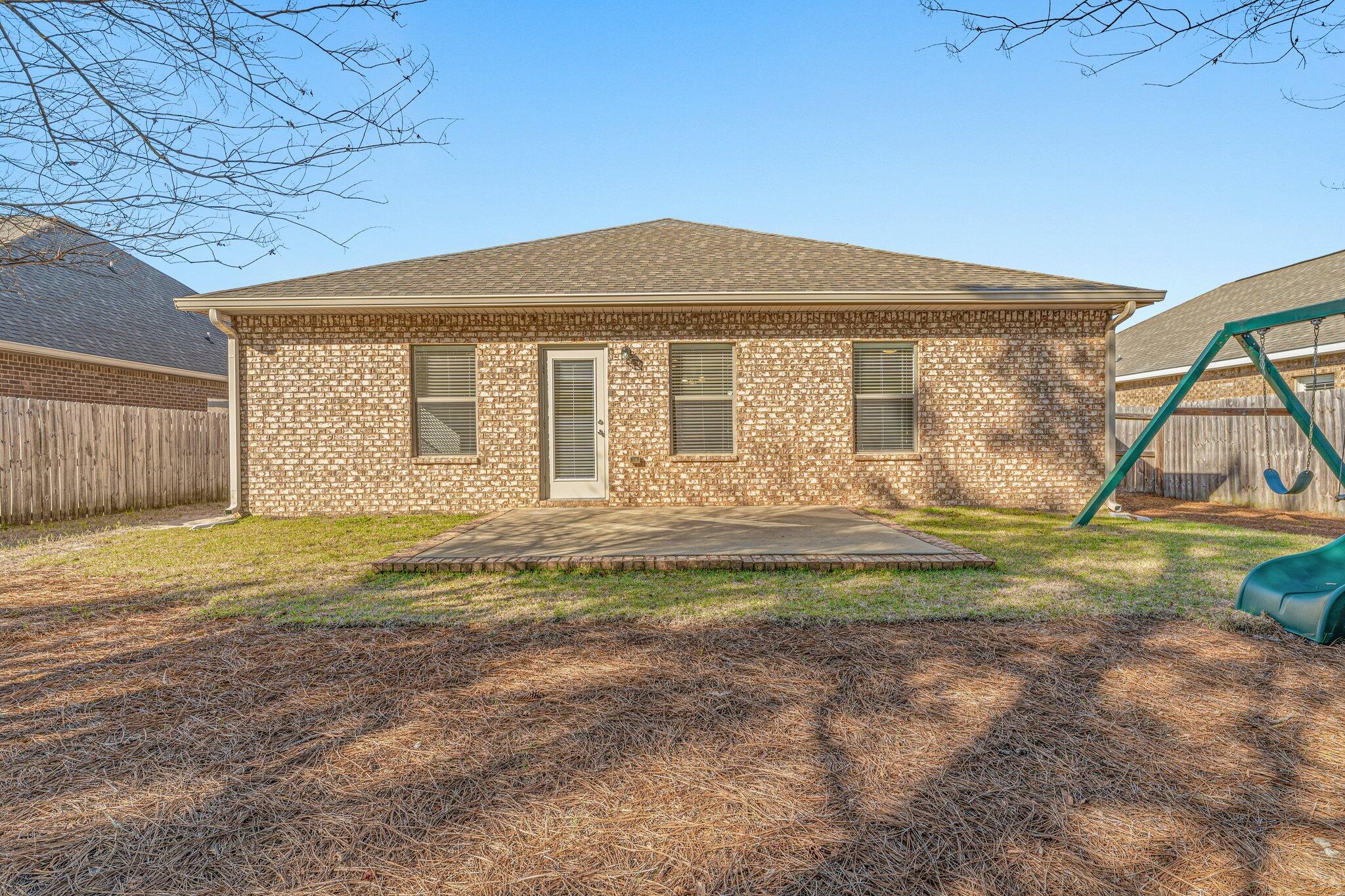 WHISPERING LAKE - Residential Lease