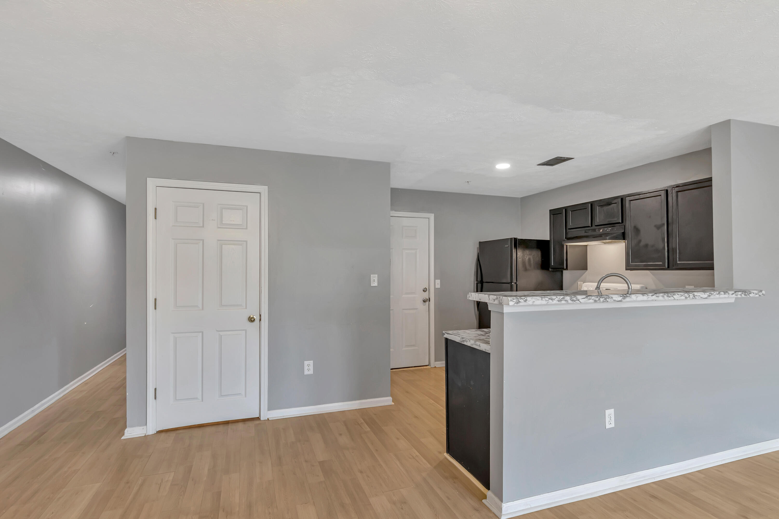 ROLLING PINES - Residential
