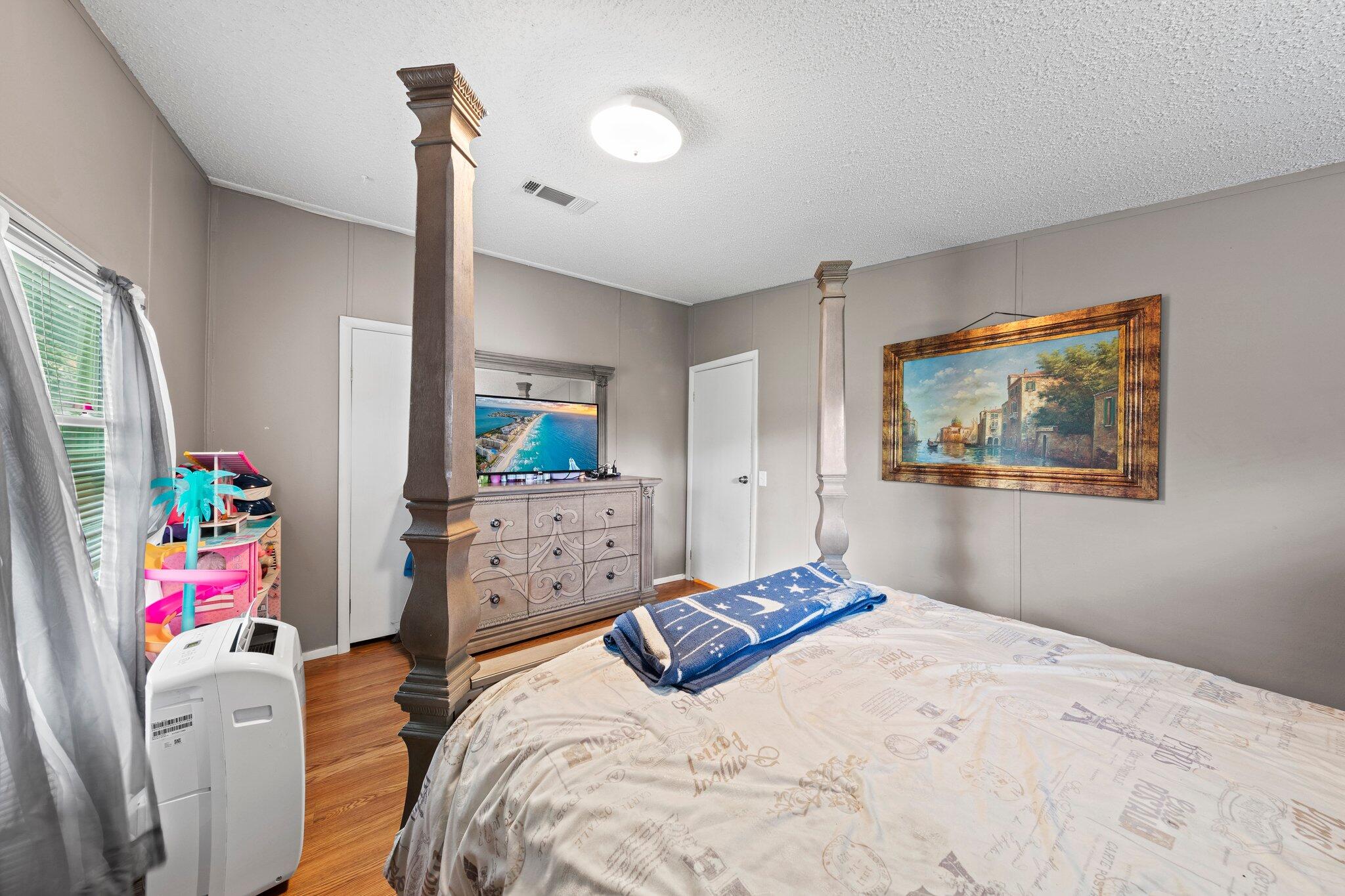 JUNIPER LAKE PINES UNIT I - Residential