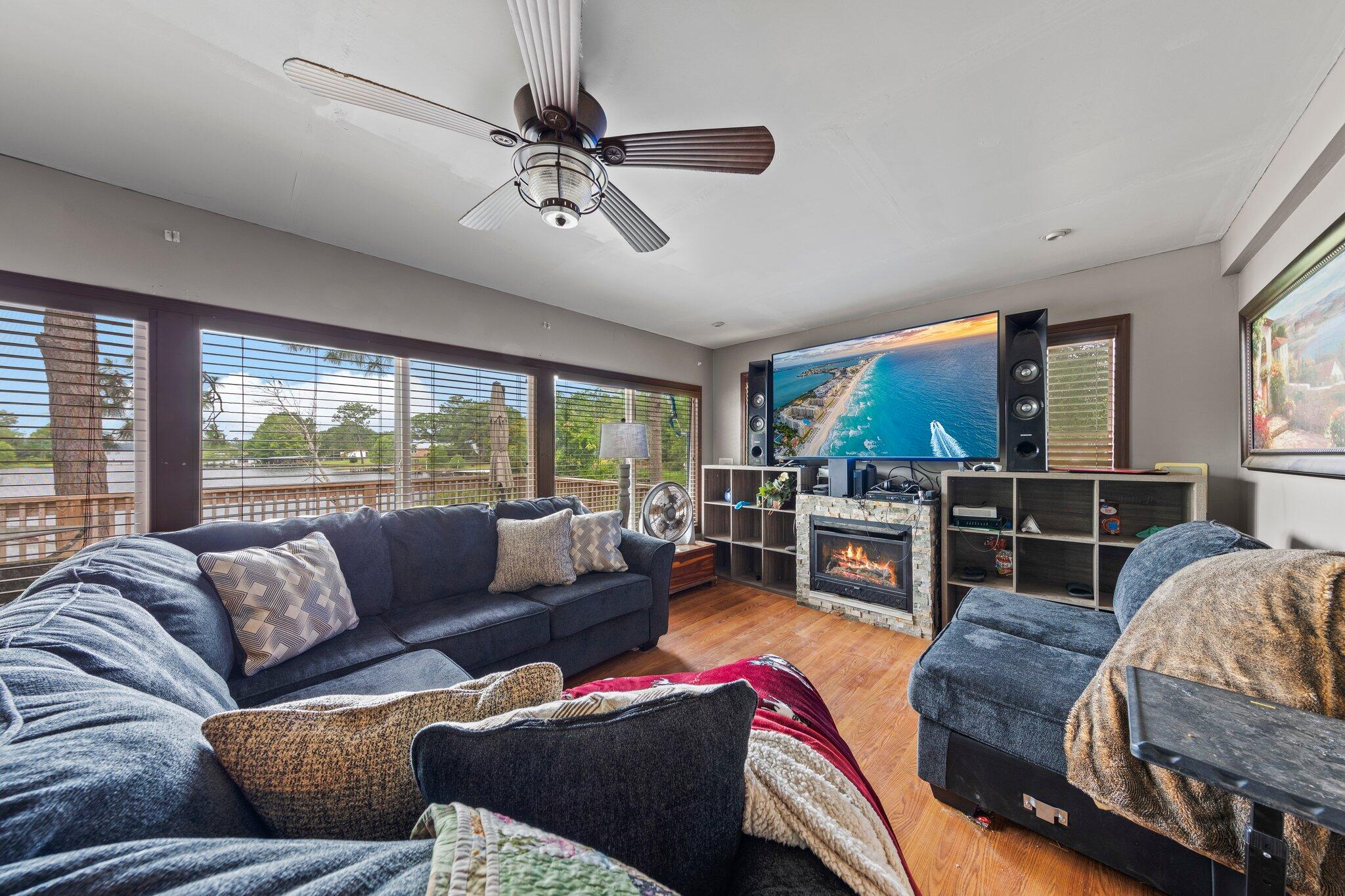 JUNIPER LAKE PINES UNIT I - Residential