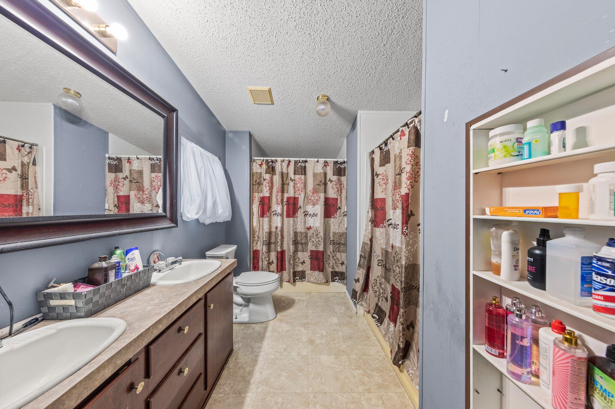 JUNIPER LAKE PINES UNIT I - Residential
