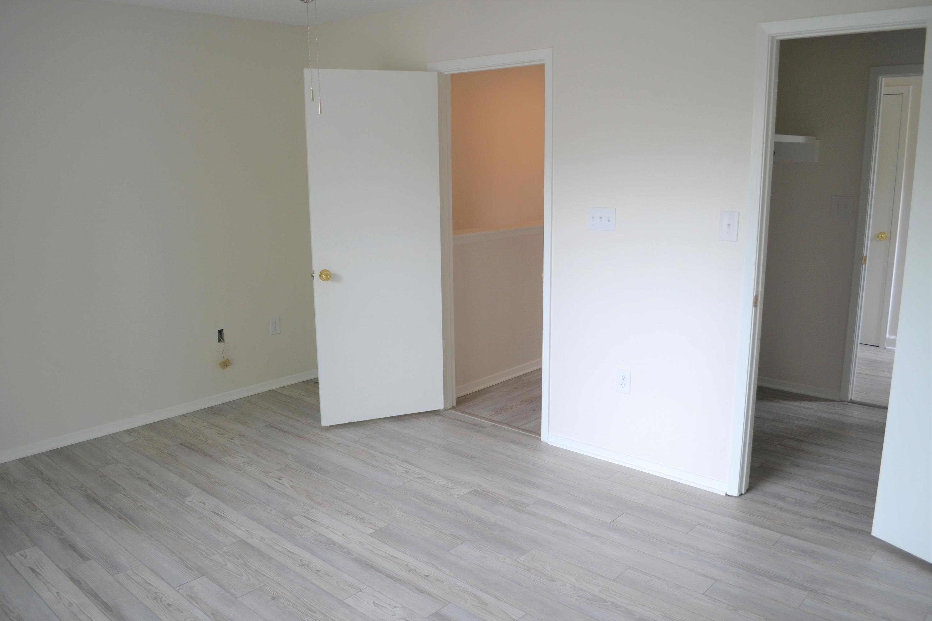 MONTAGE MANOR - Residential