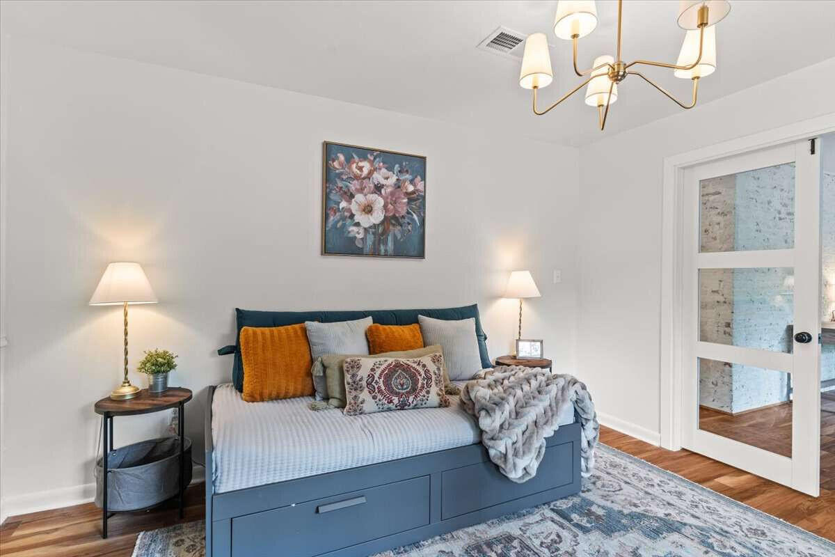 ROCKY BAYOU EST #4 - Residential