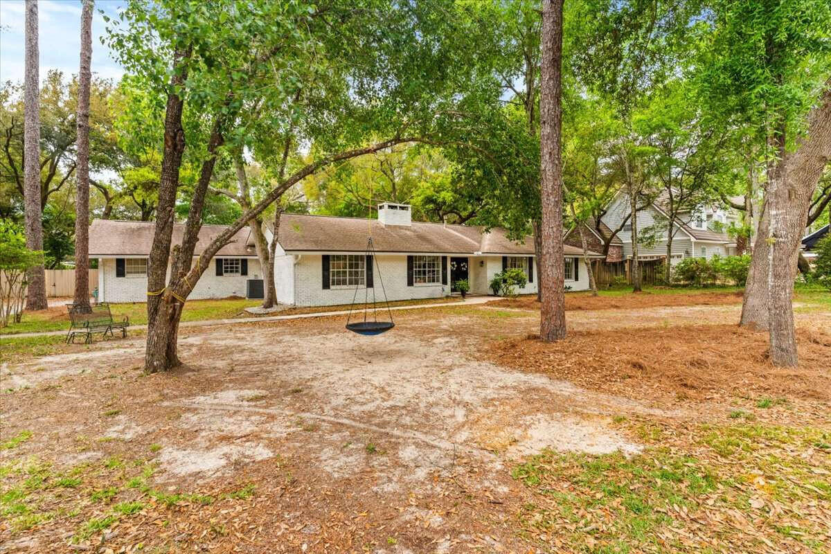 ROCKY BAYOU EST #4 - Residential
