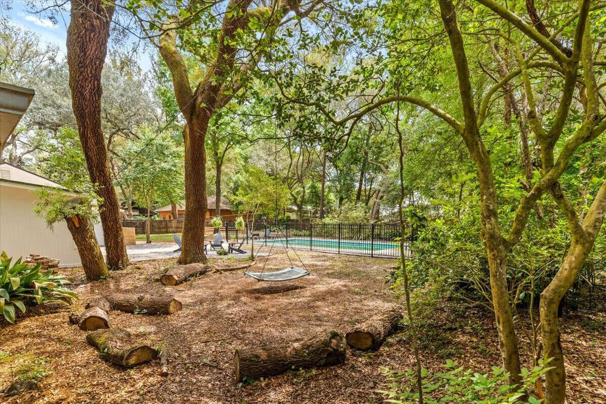 ROCKY BAYOU EST #4 - Residential