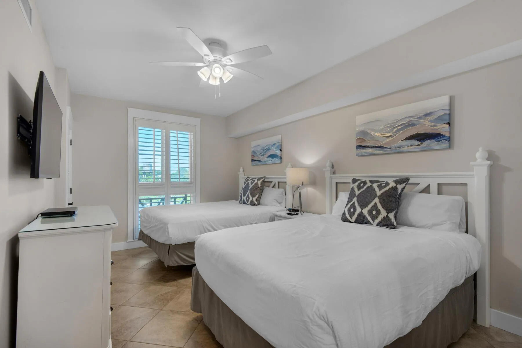 This condo is located in the Baytowne Wharf Village, which features shops, restaurants, live music, night life, movie theater, huge playground for kids, and many outdoor events for the whole family. The condo includes access to a rooftop pool, hot tub, and fitness center. This luxurious studio condo has new upgrades, freshly painted with updated furnishings. It has a mini fridge, coffee pot, and as well as a microwave oven for use. The 2000 acre Sandestin Resort offers walking trails, biking, tennis, two swimming pools, four golf courses, full service marina, private beach, and spa facilities. No SmokingNo PetsThis is a studio unit with no washer and dryer.