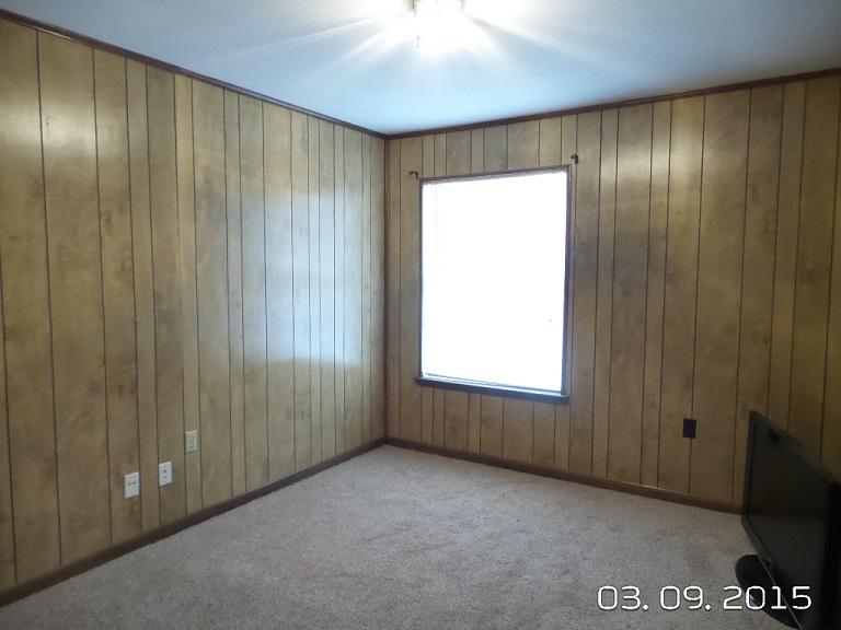 BERKSHIRE WOODS - Residential Lease