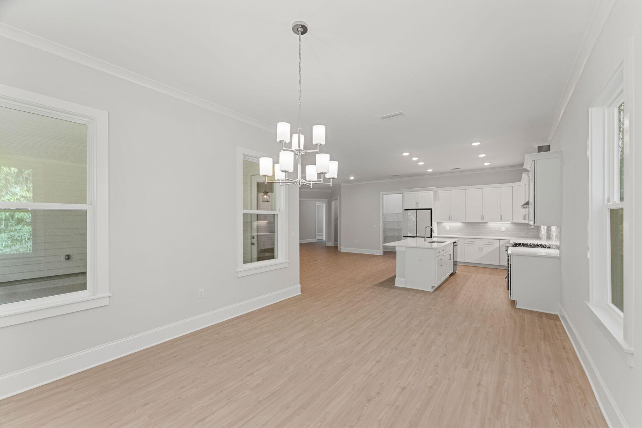 MAGNOLIA BAY ESTATES - Residential Lease