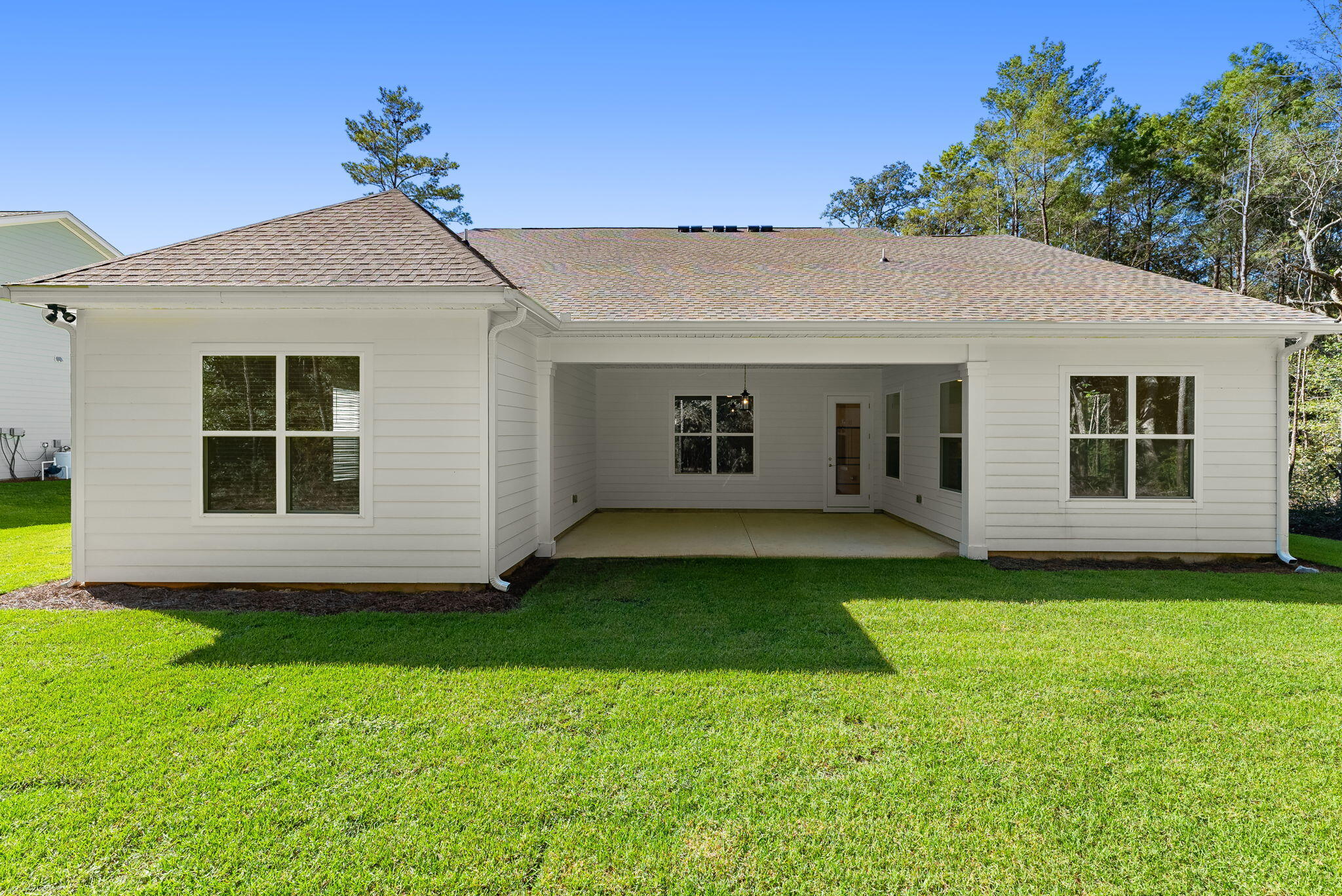MAGNOLIA BAY ESTATES - Residential Lease