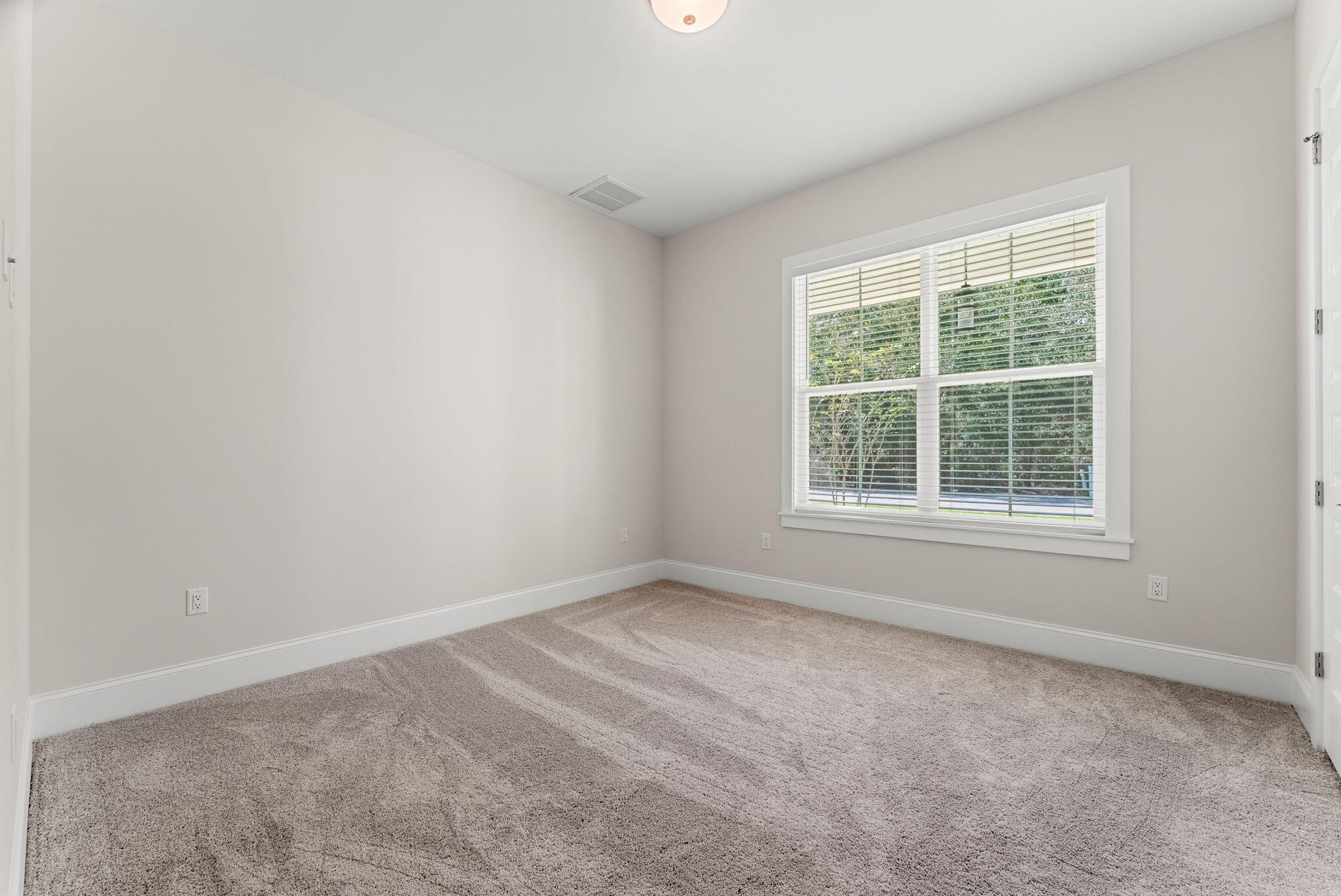 MAGNOLIA BAY ESTATES - Residential Lease