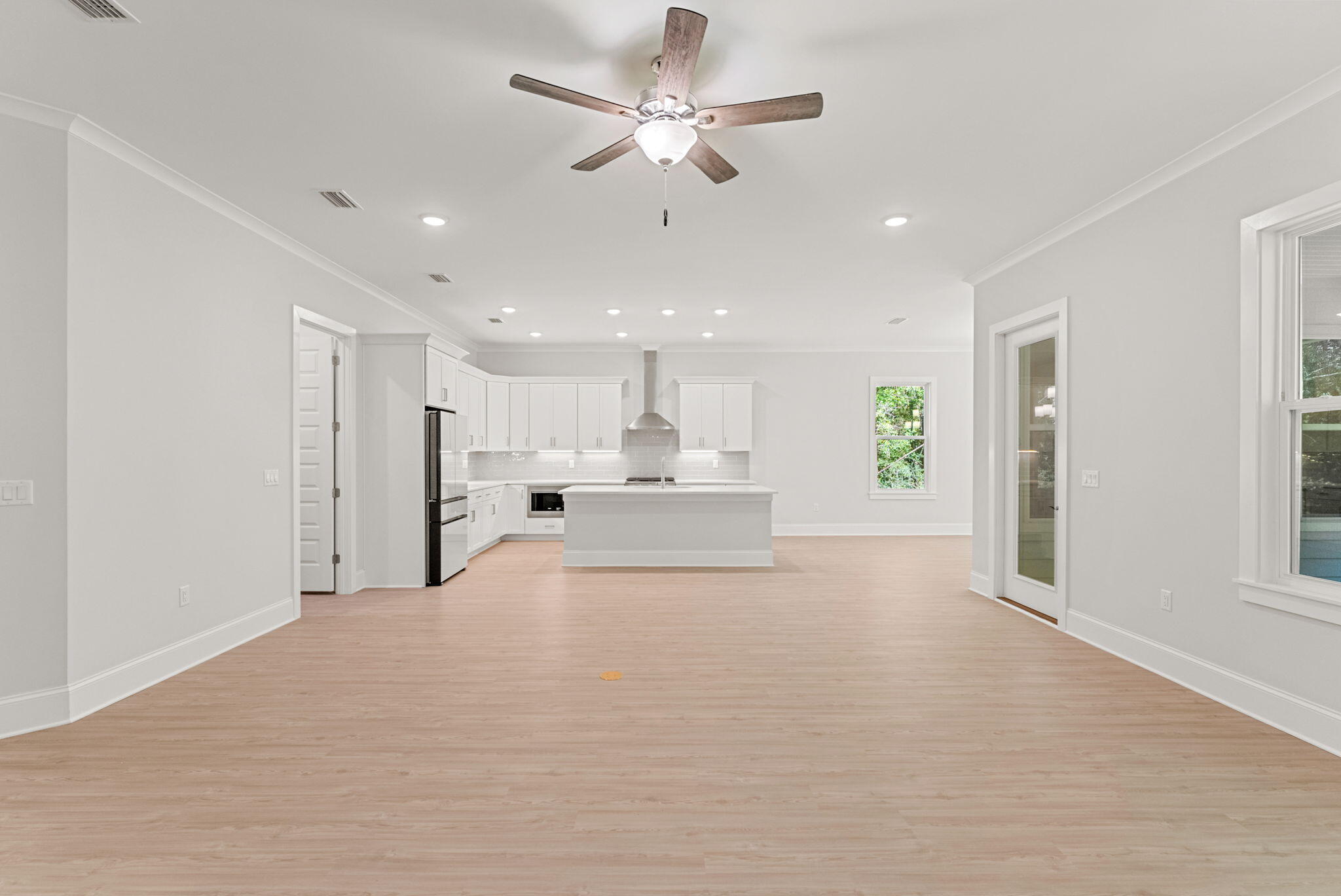 MAGNOLIA BAY ESTATES - Residential Lease