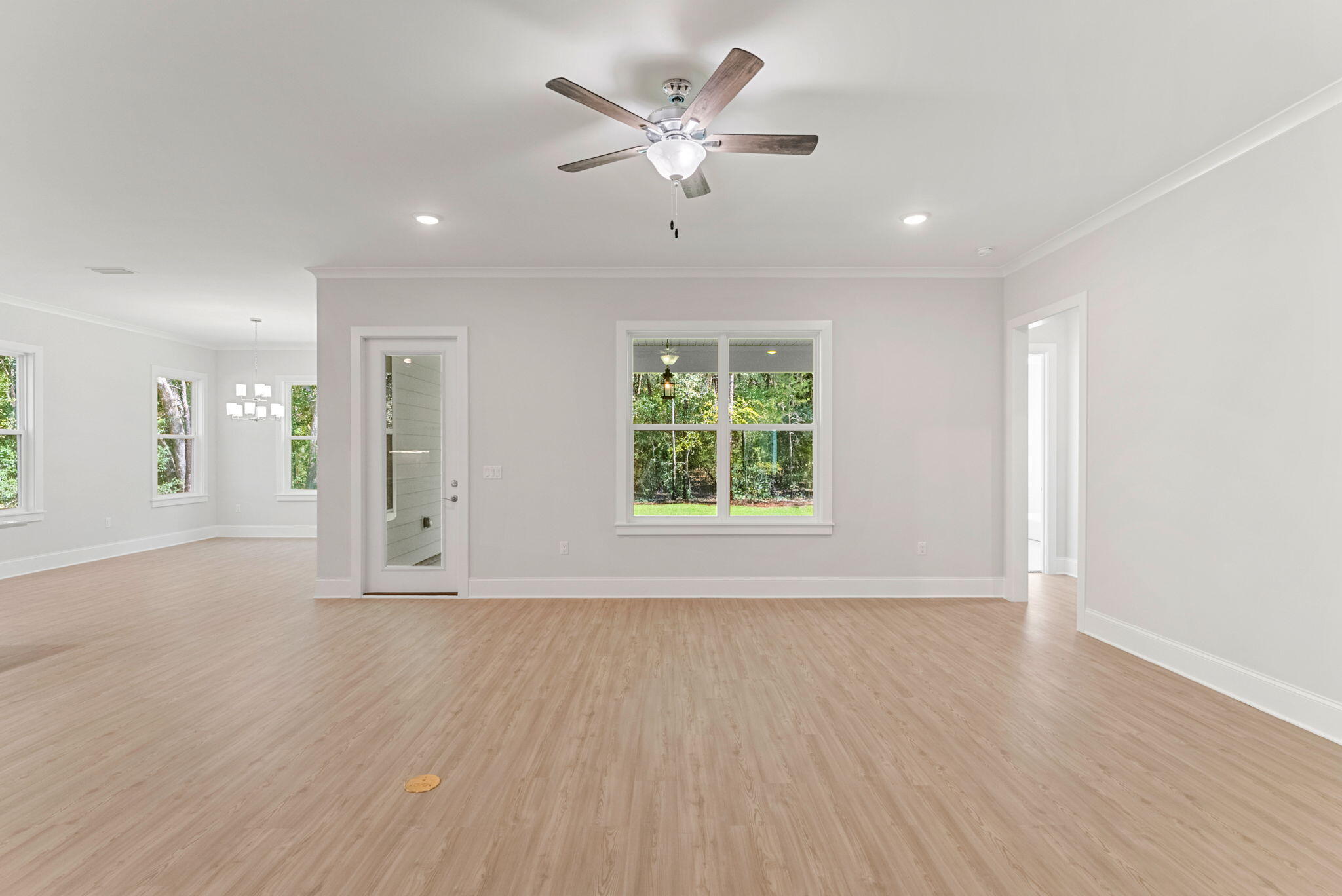MAGNOLIA BAY ESTATES - Residential Lease