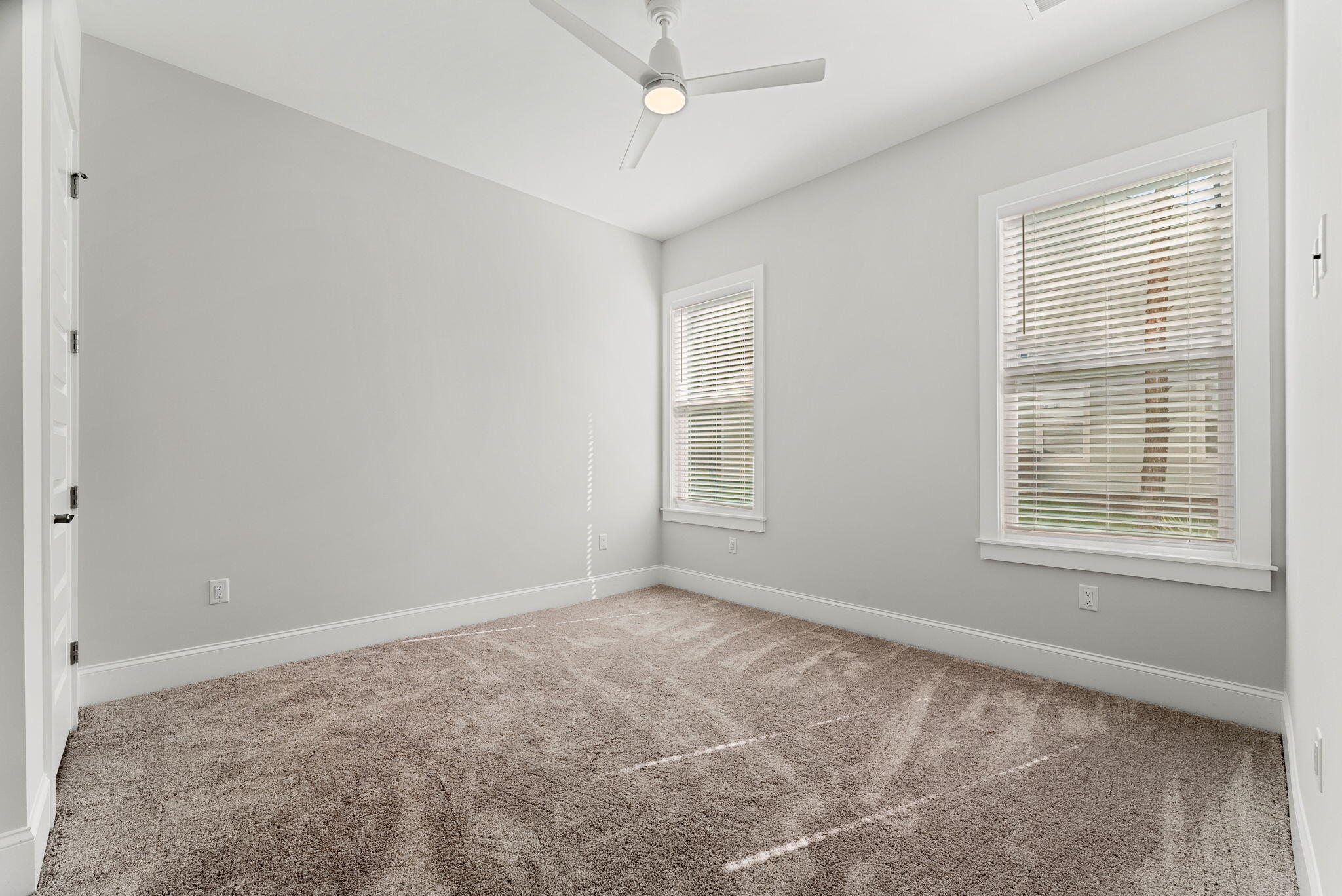 MAGNOLIA BAY ESTATES - Residential Lease