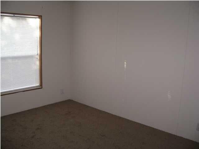 IMPERIAL LAKES 2 - Residential