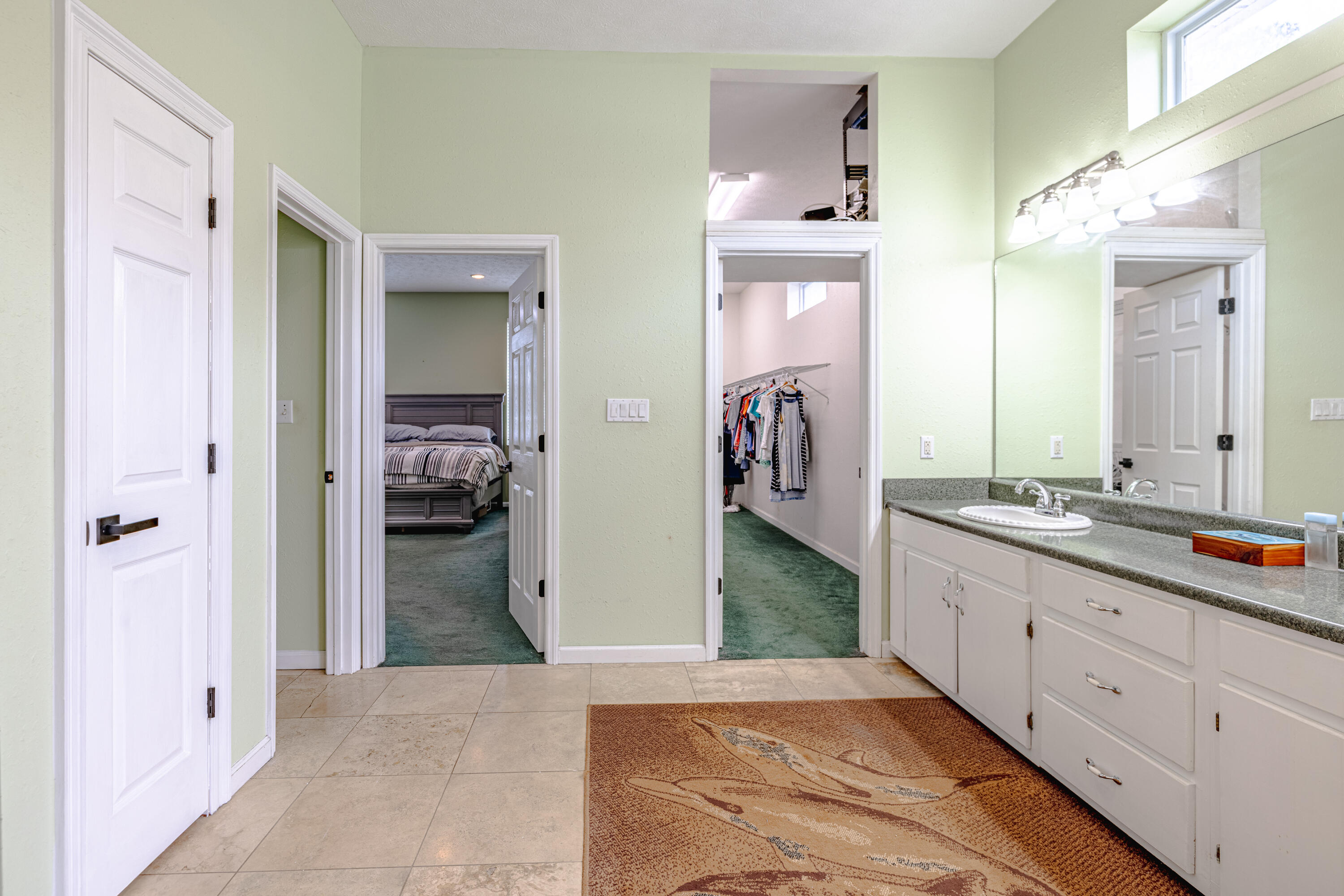 COLONY CLUB HARBOUR PH 1 - Residential