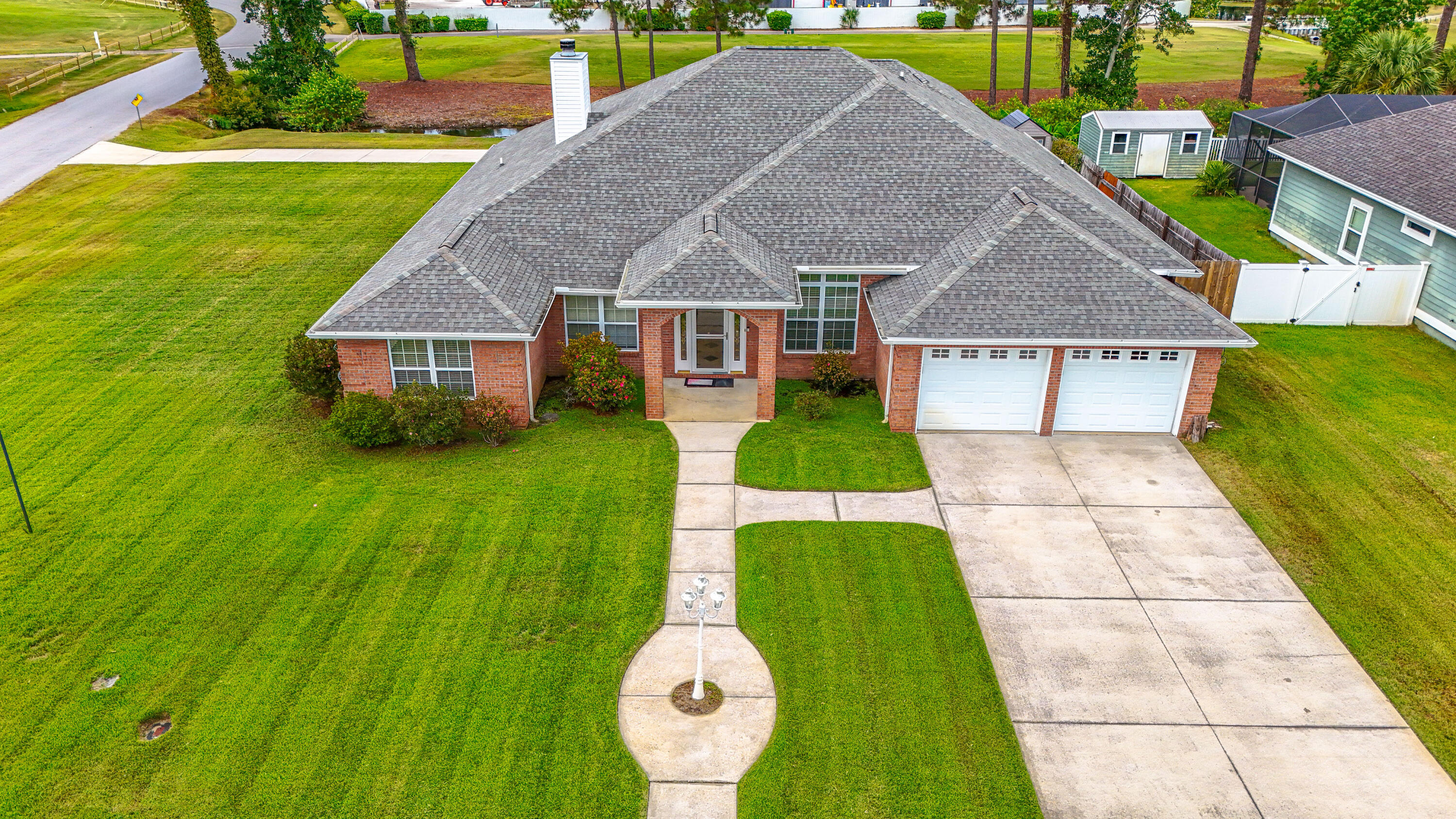 COLONY CLUB HARBOUR PH 1 - Residential