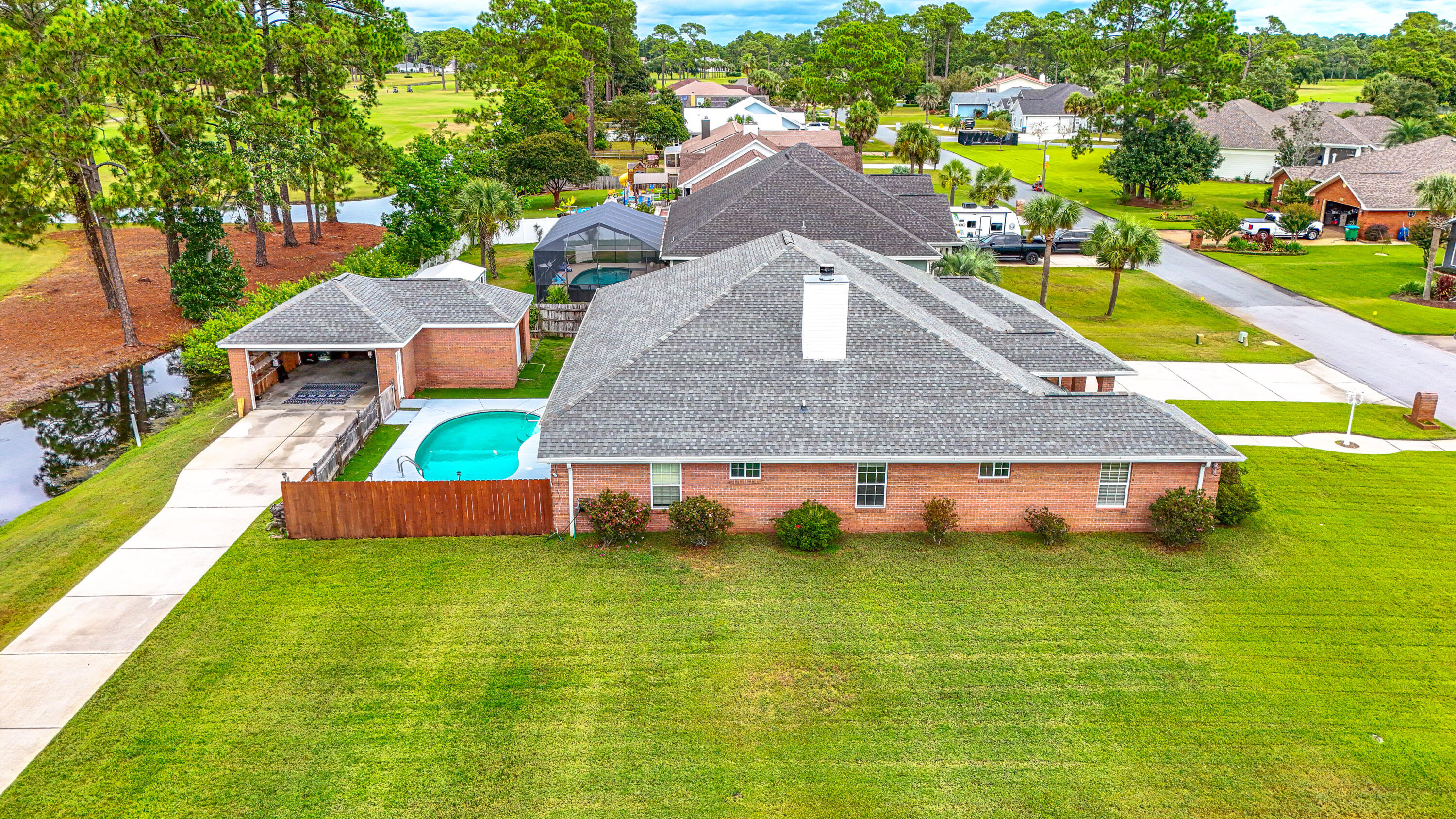 COLONY CLUB HARBOUR PH 1 - Residential