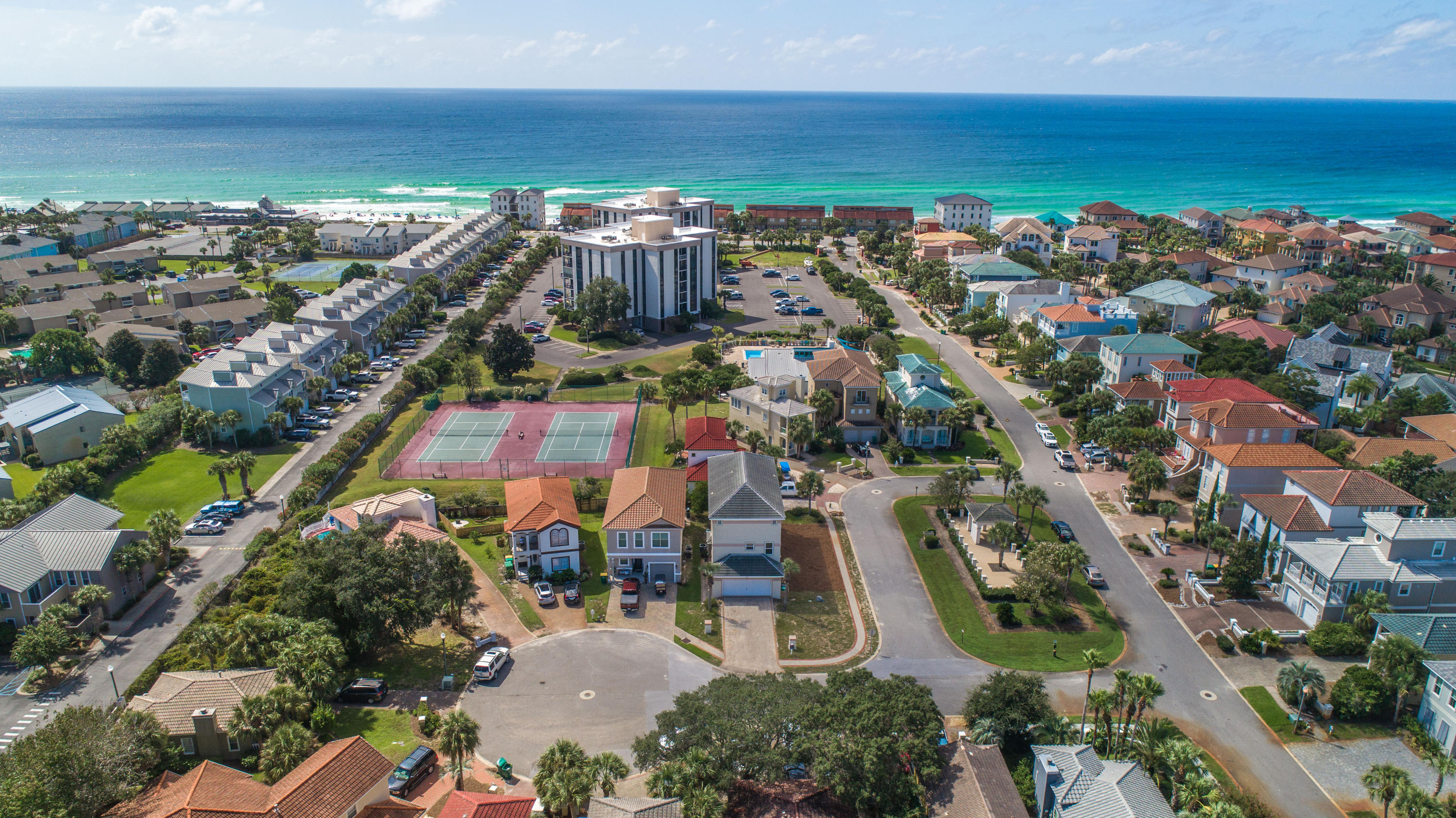 TERRA COTTA TERRACE - Residential