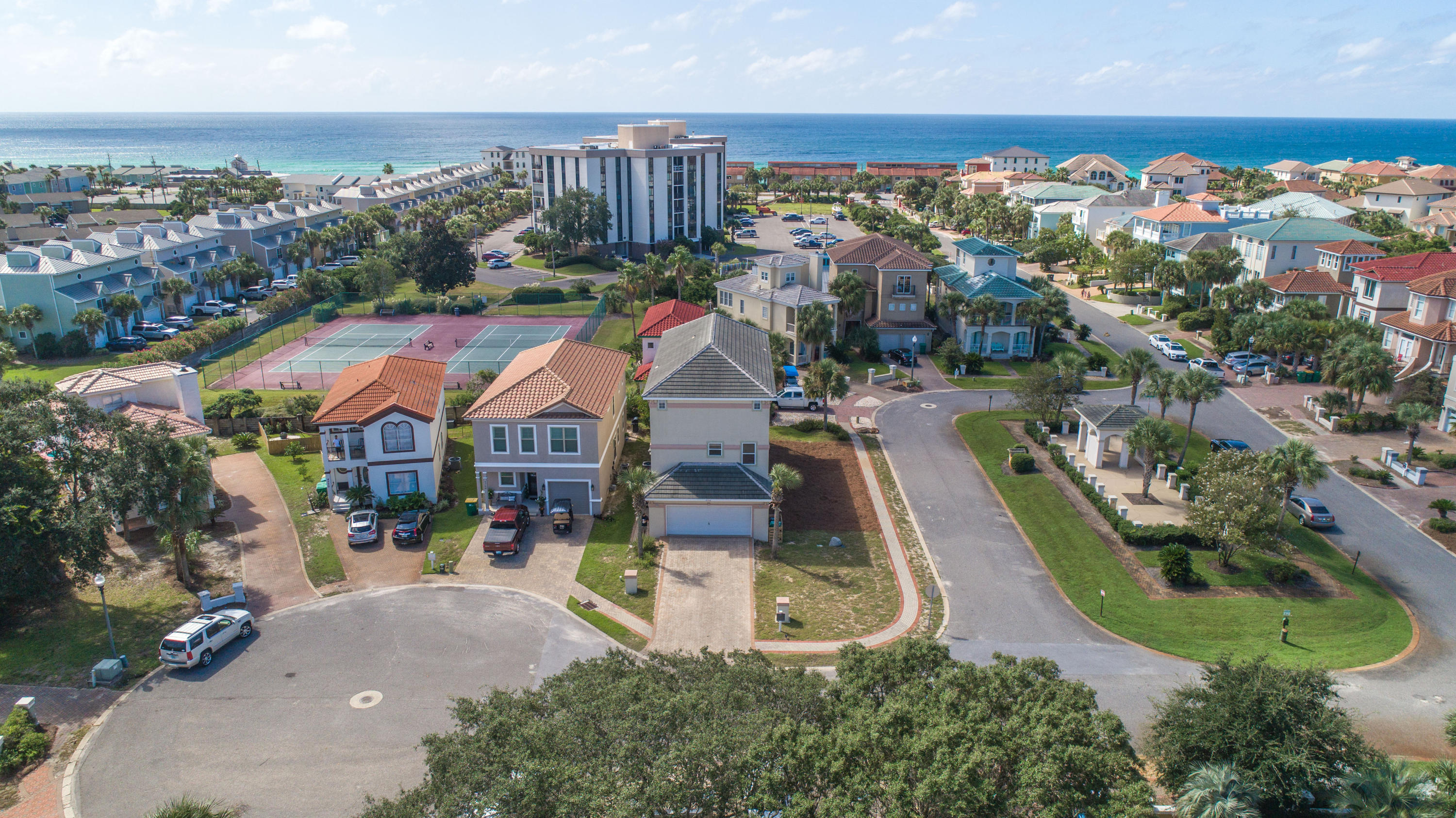TERRA COTTA TERRACE - Residential
