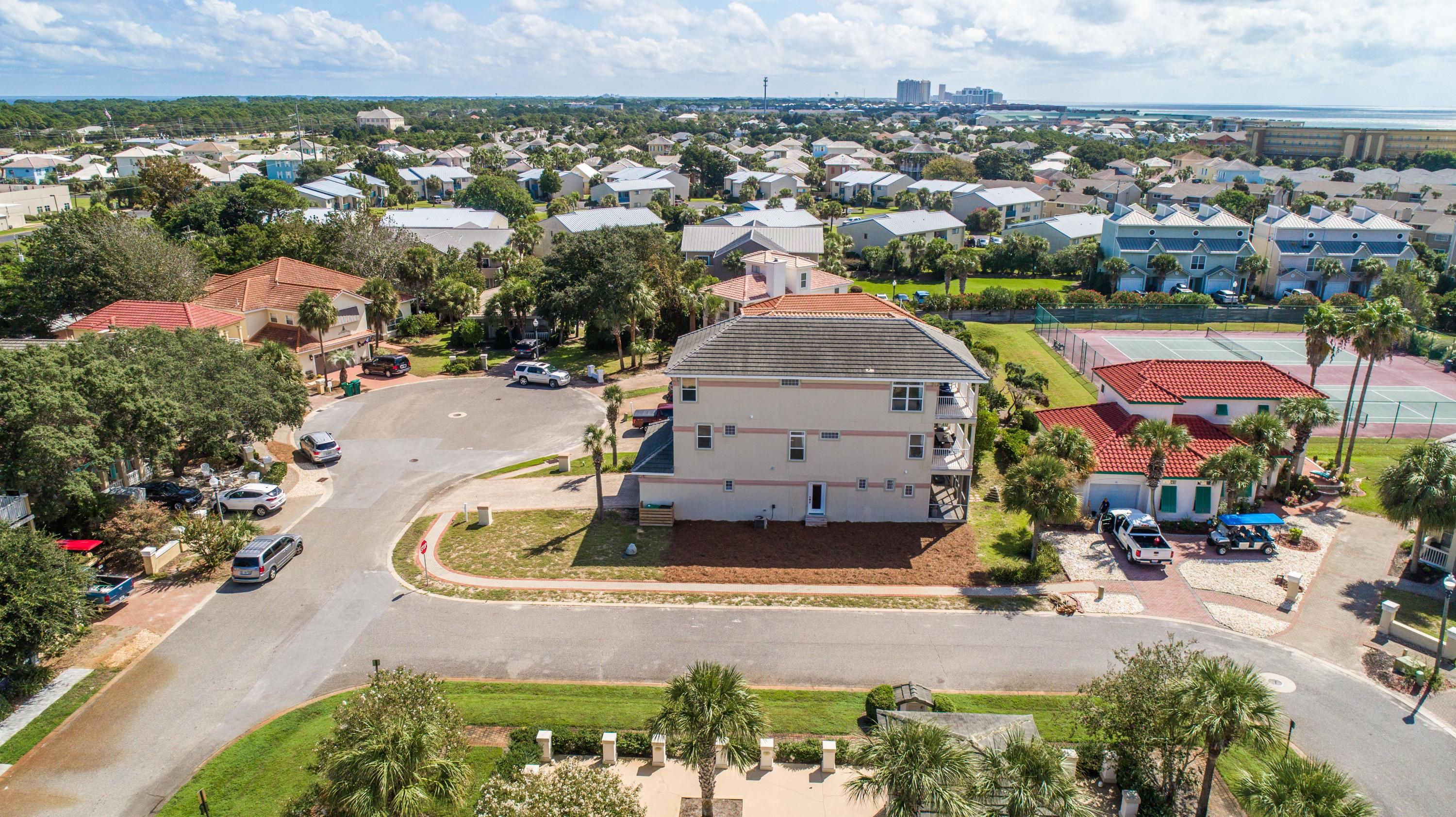 TERRA COTTA TERRACE - Residential