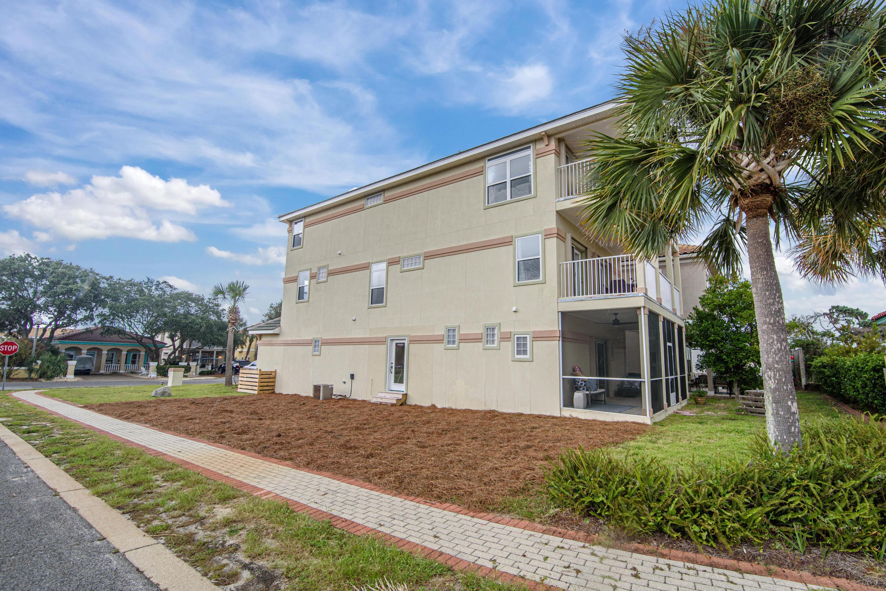 TERRA COTTA TERRACE - Residential