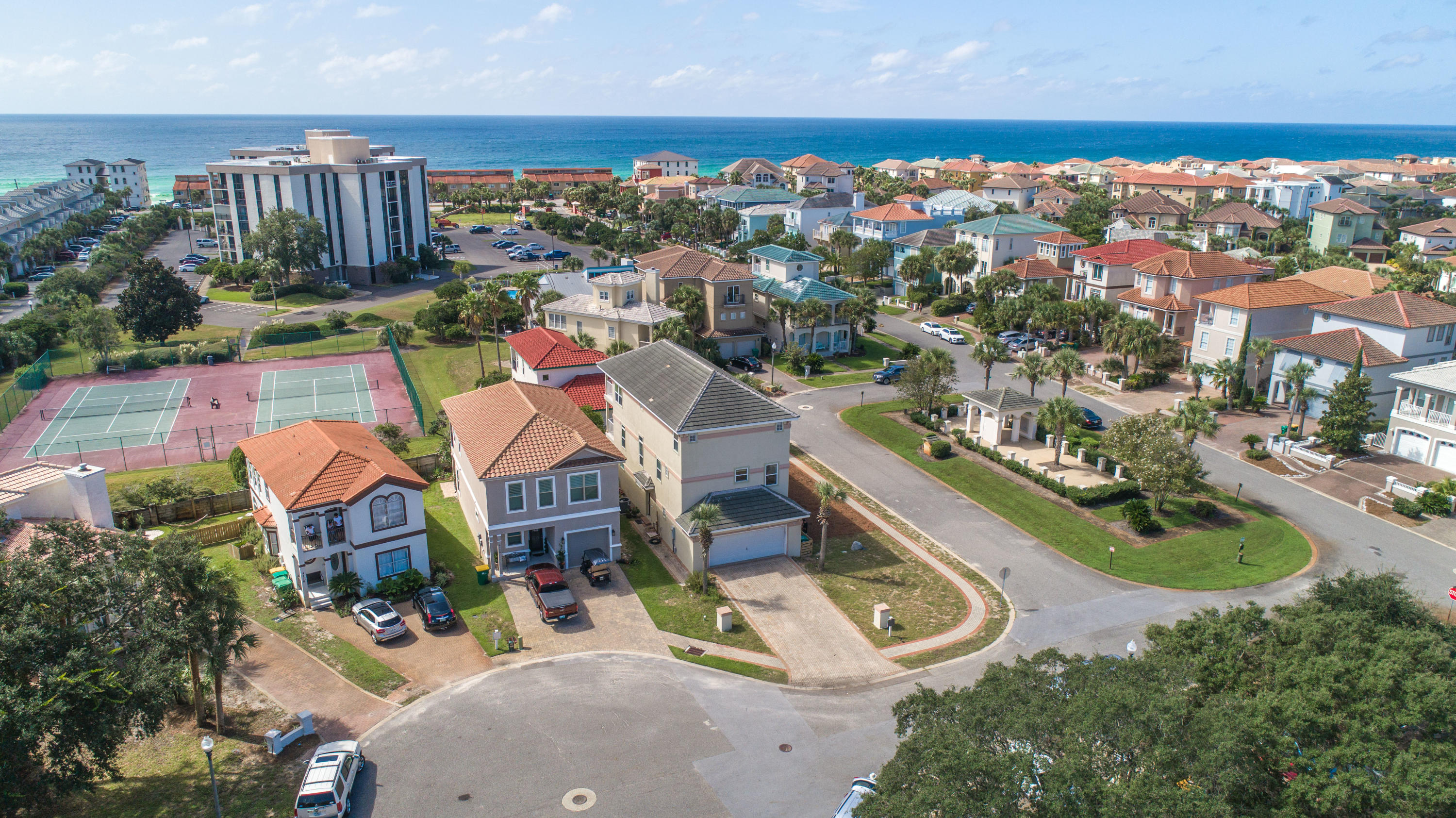 TERRA COTTA TERRACE - Residential
