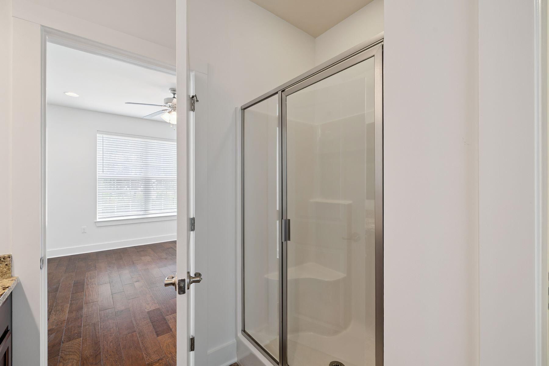 EAGLE BAY - Residential