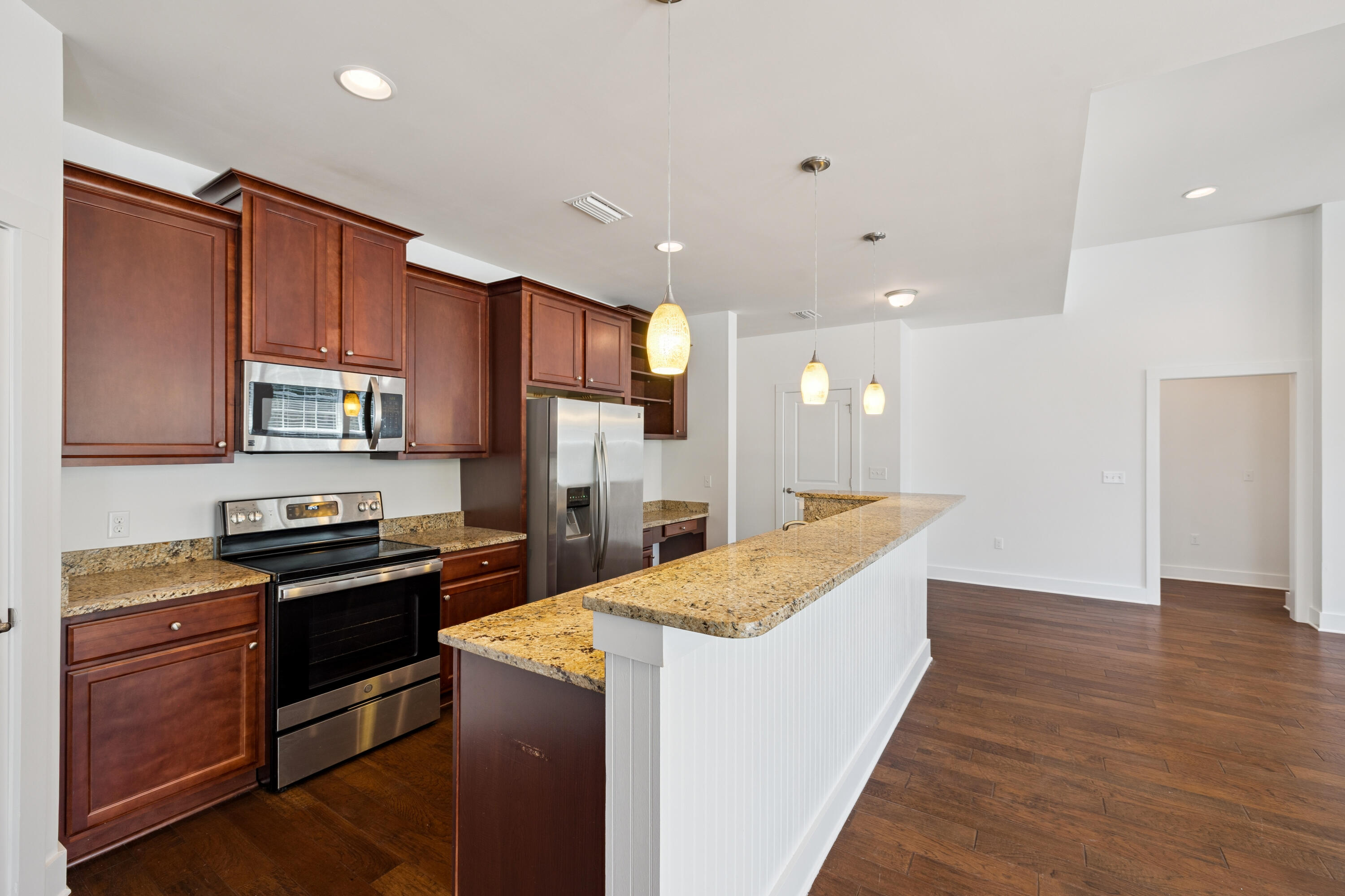 EAGLE BAY - Residential