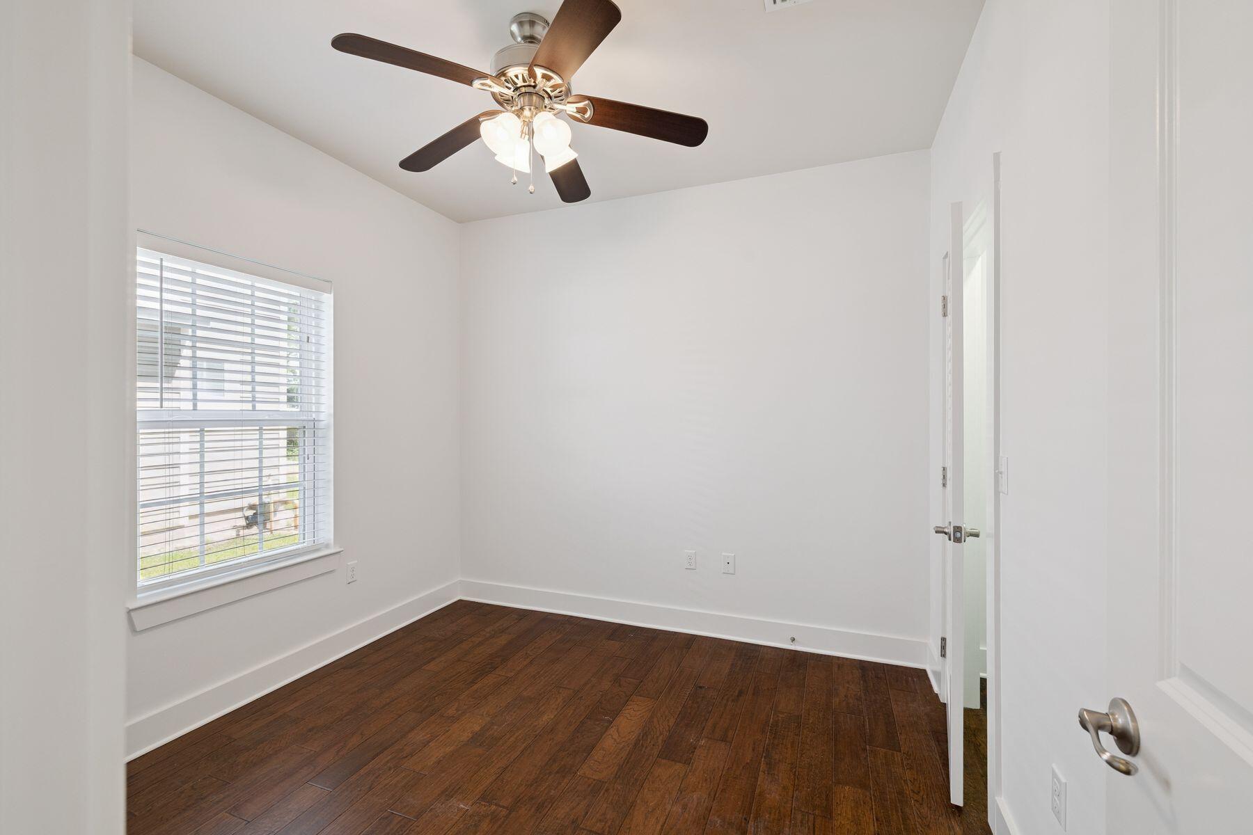 EAGLE BAY - Residential