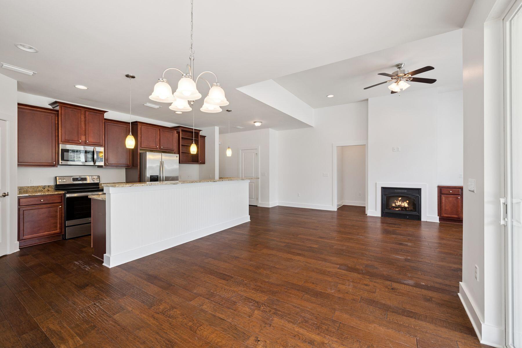 EAGLE BAY - Residential