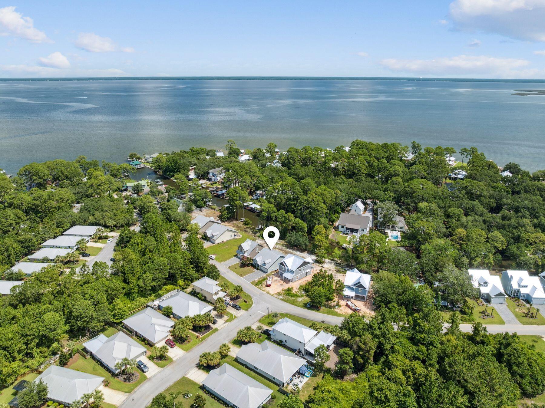 EAGLE BAY - Residential