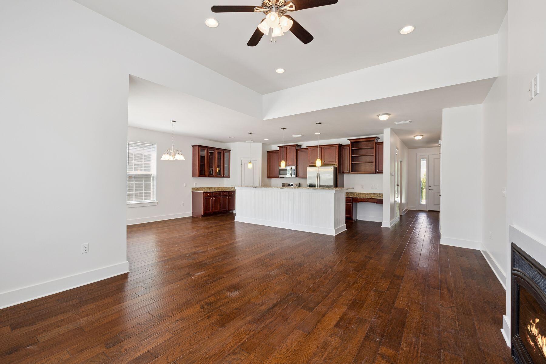 EAGLE BAY - Residential