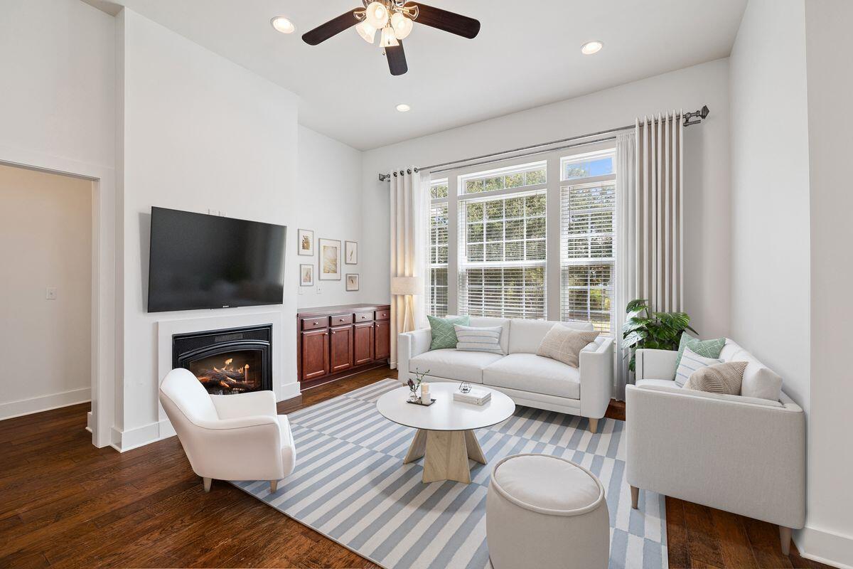 EAGLE BAY - Residential