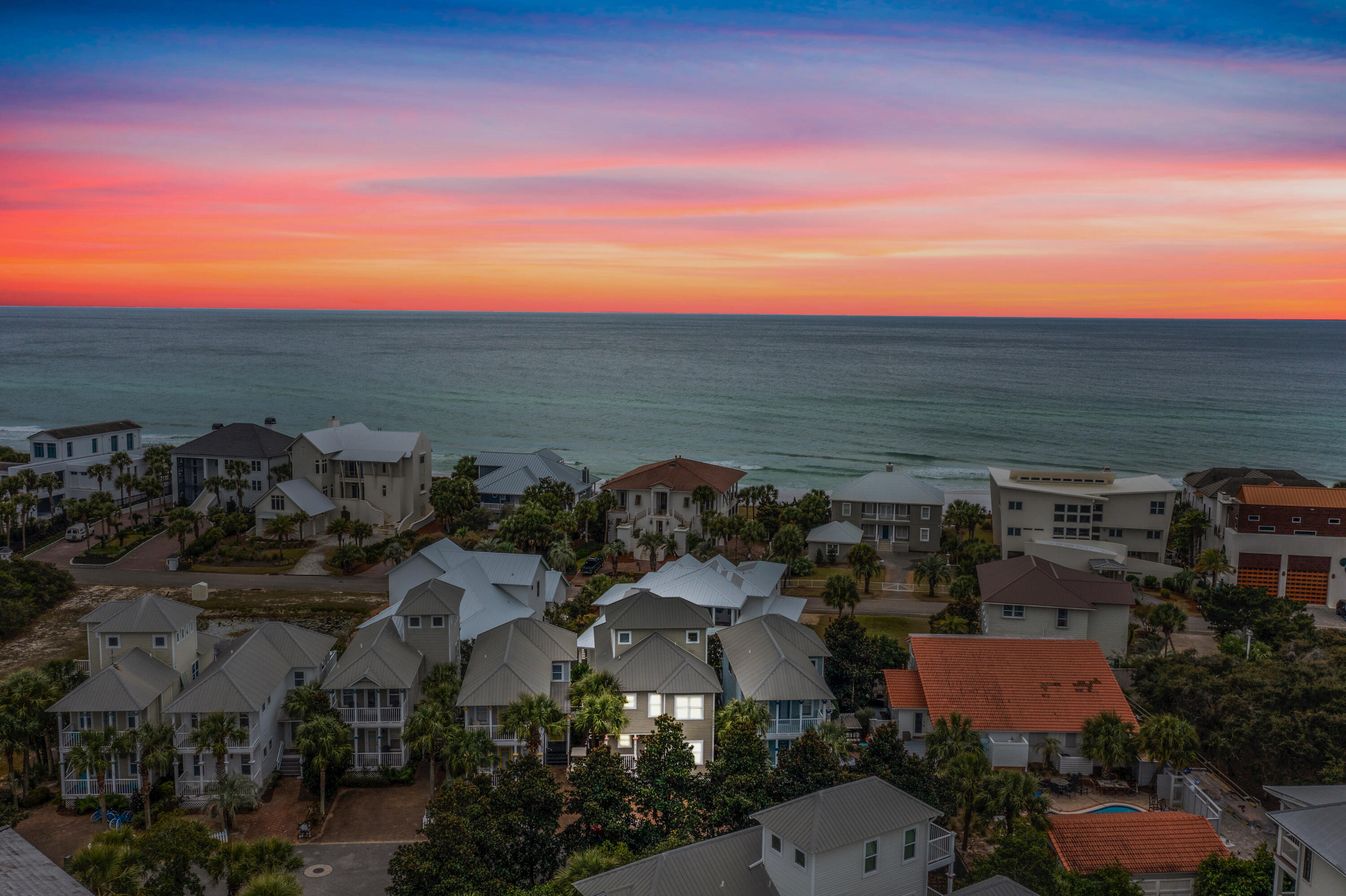OLD FLORIDA COTTAGES - Residential