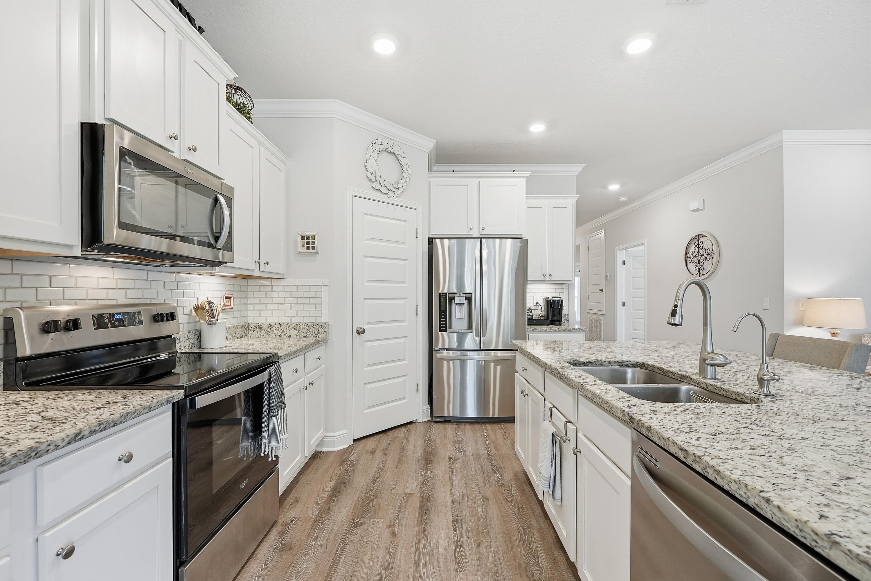 HAMMOCK BAY - FIREFLY - Residential