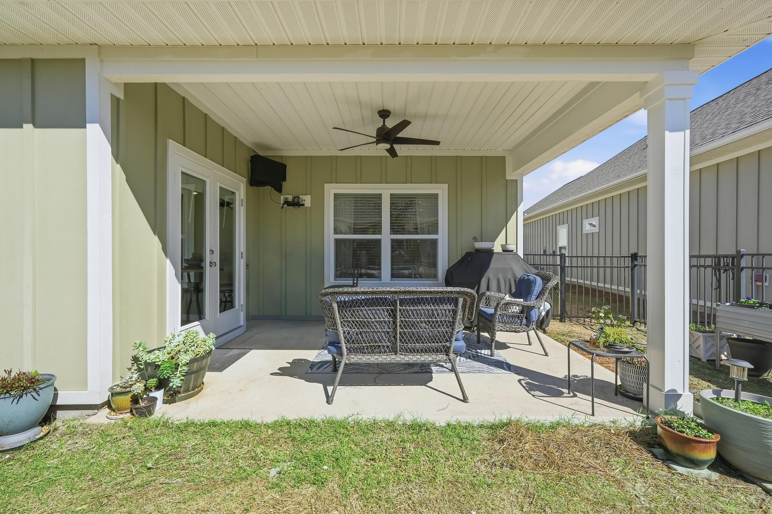 HAMMOCK BAY - FIREFLY - Residential