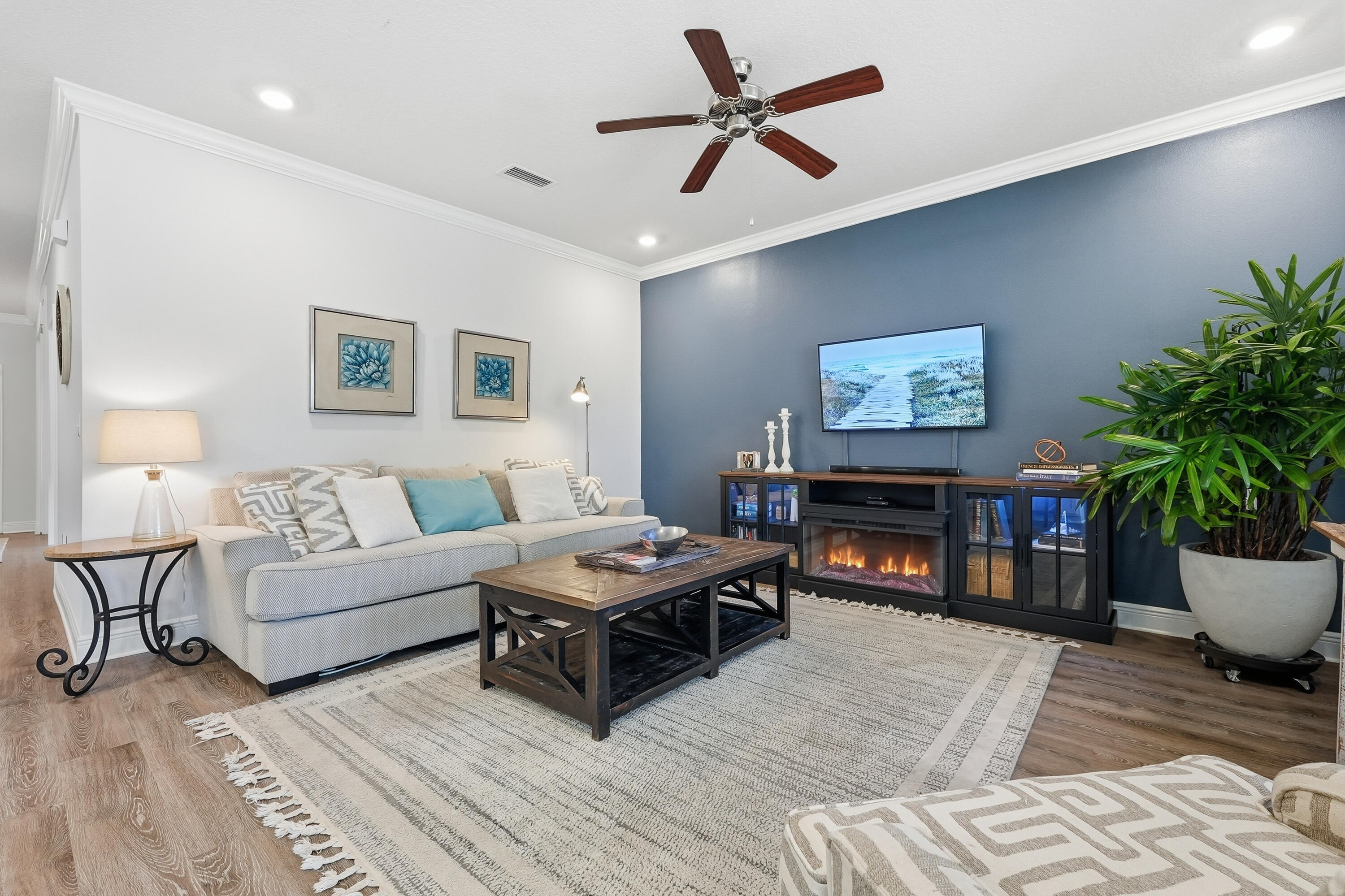 HAMMOCK BAY - FIREFLY - Residential