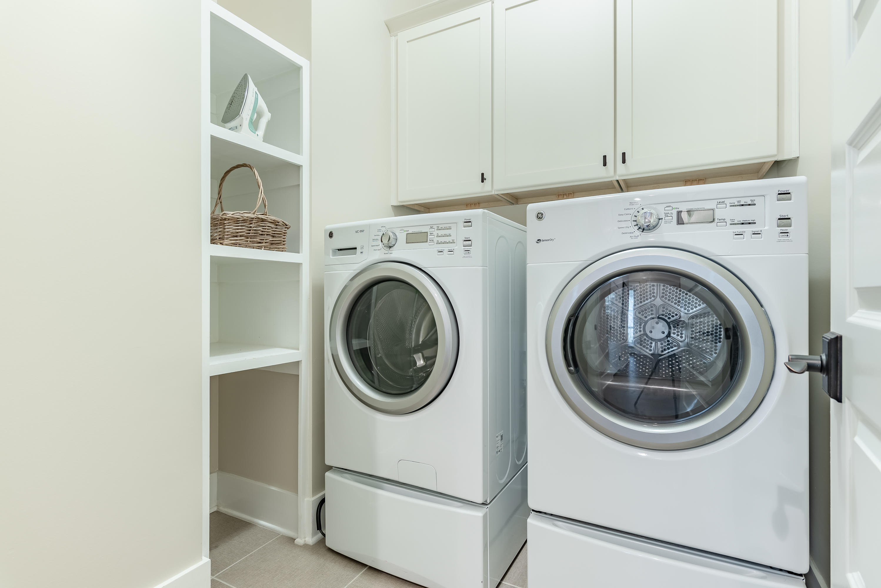 HIGHLAND PARKS - Residential