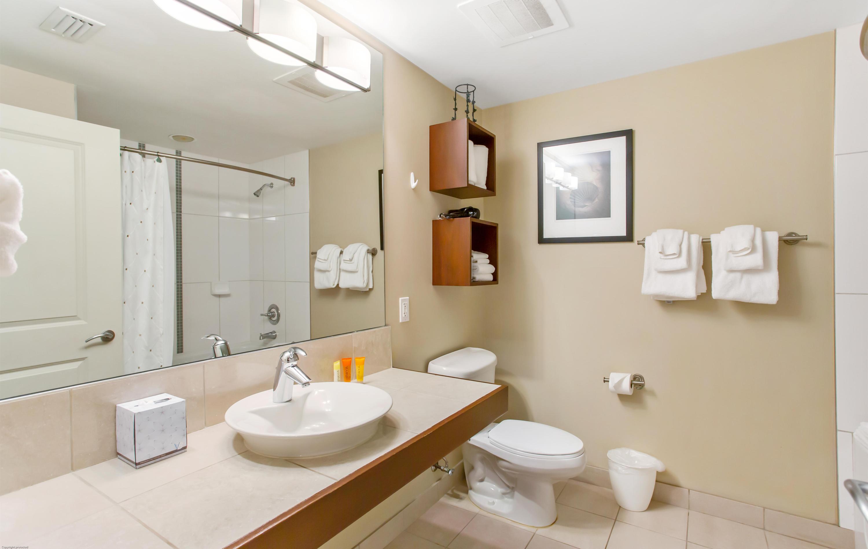 BAHIA CONDO - Residential