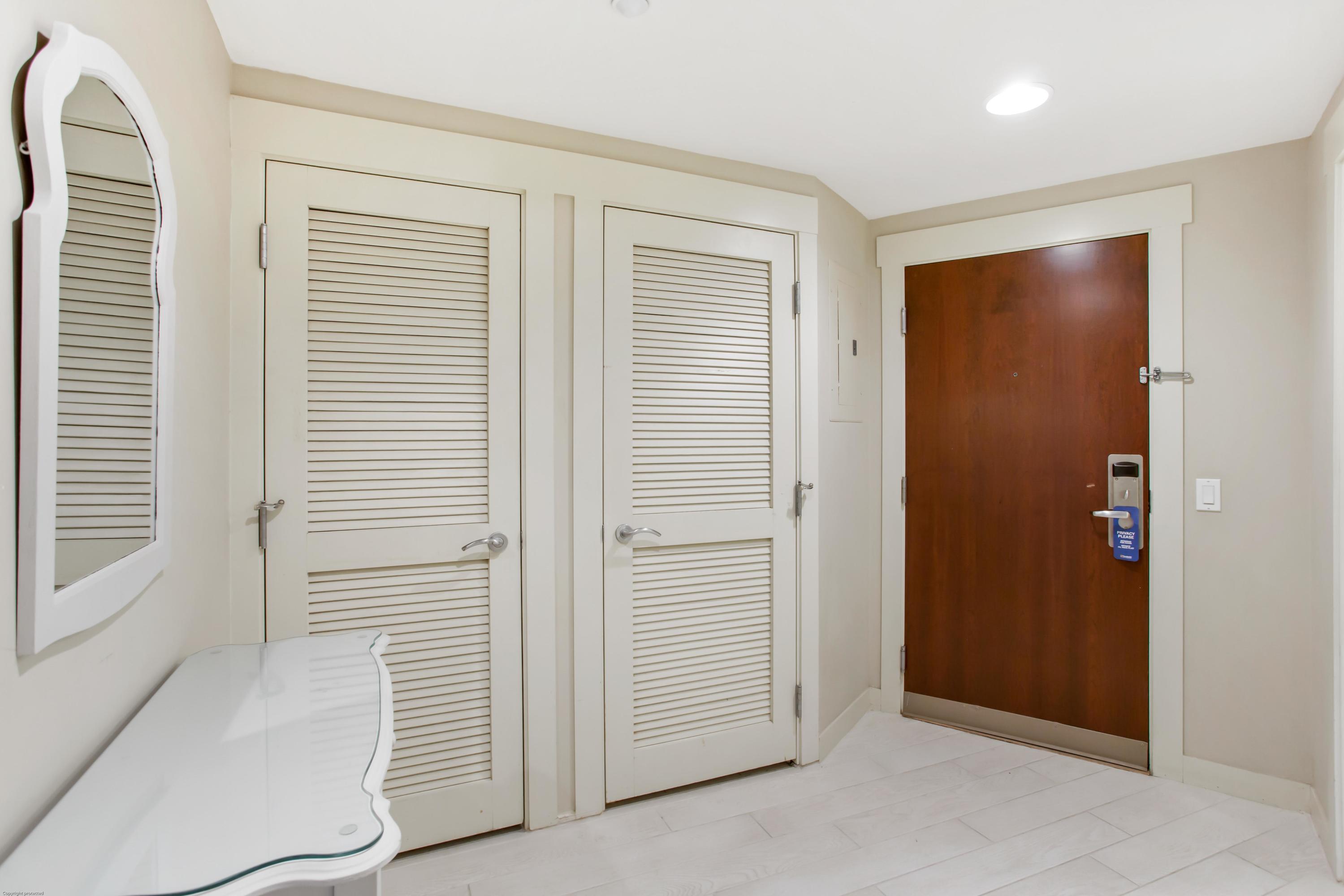 BAHIA CONDO - Residential