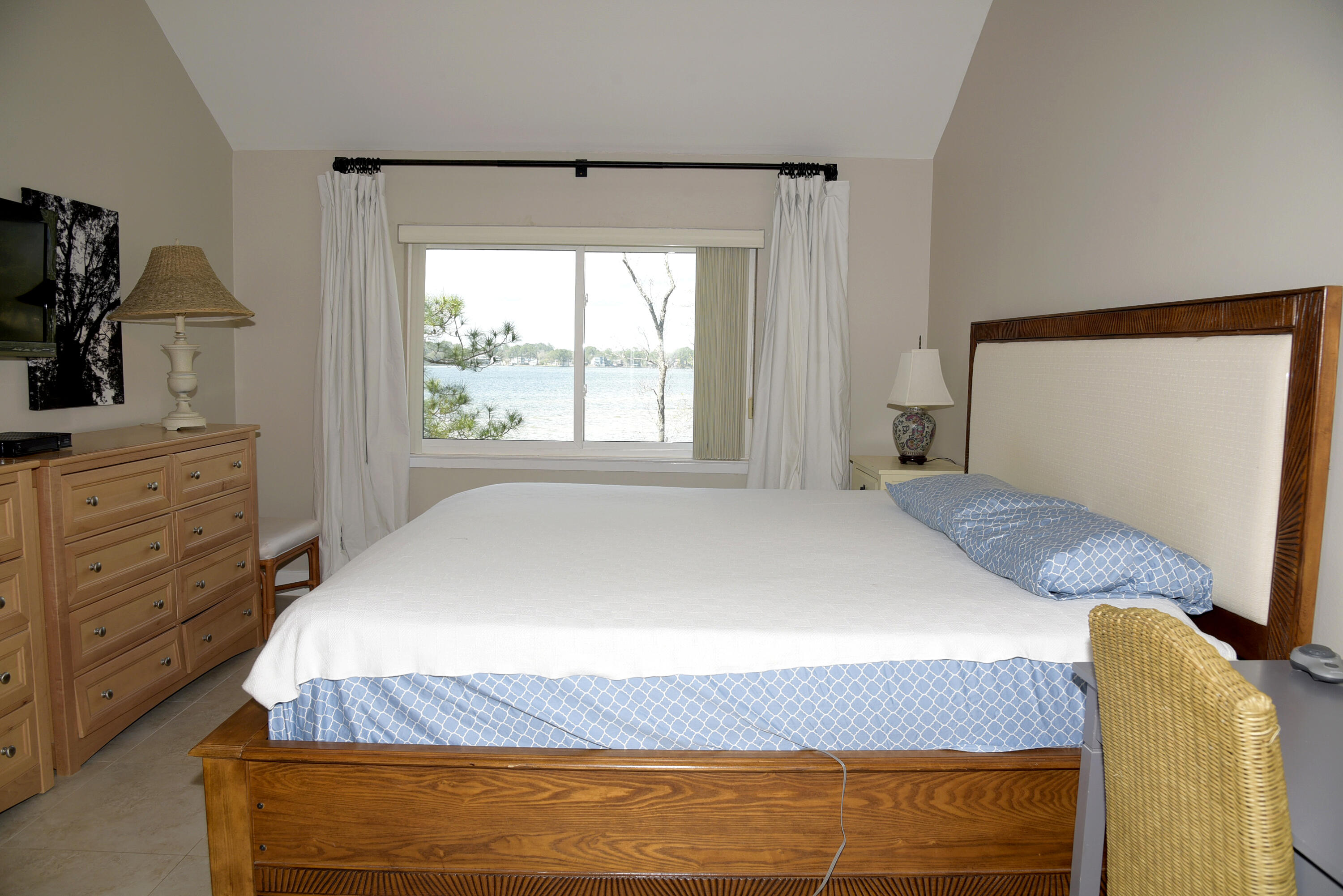 MARINA COVE VILLAGE PH 2 - Residential Lease