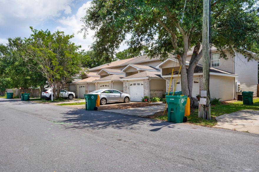 Fort Walton Beach 2/2.5 townhome was built in 2001. This townhome has a cheerful open floor plan with dining/kitchen/living areas downstairs, and two master sweets upstairs.  Freshly painted and conveniently located between all military bases. All dimensions and information herein is deemed reliable, but should be verified by buyer.