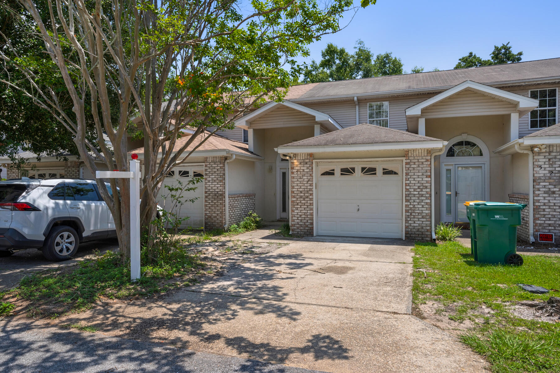 ADASHAN GARDYNS - Residential