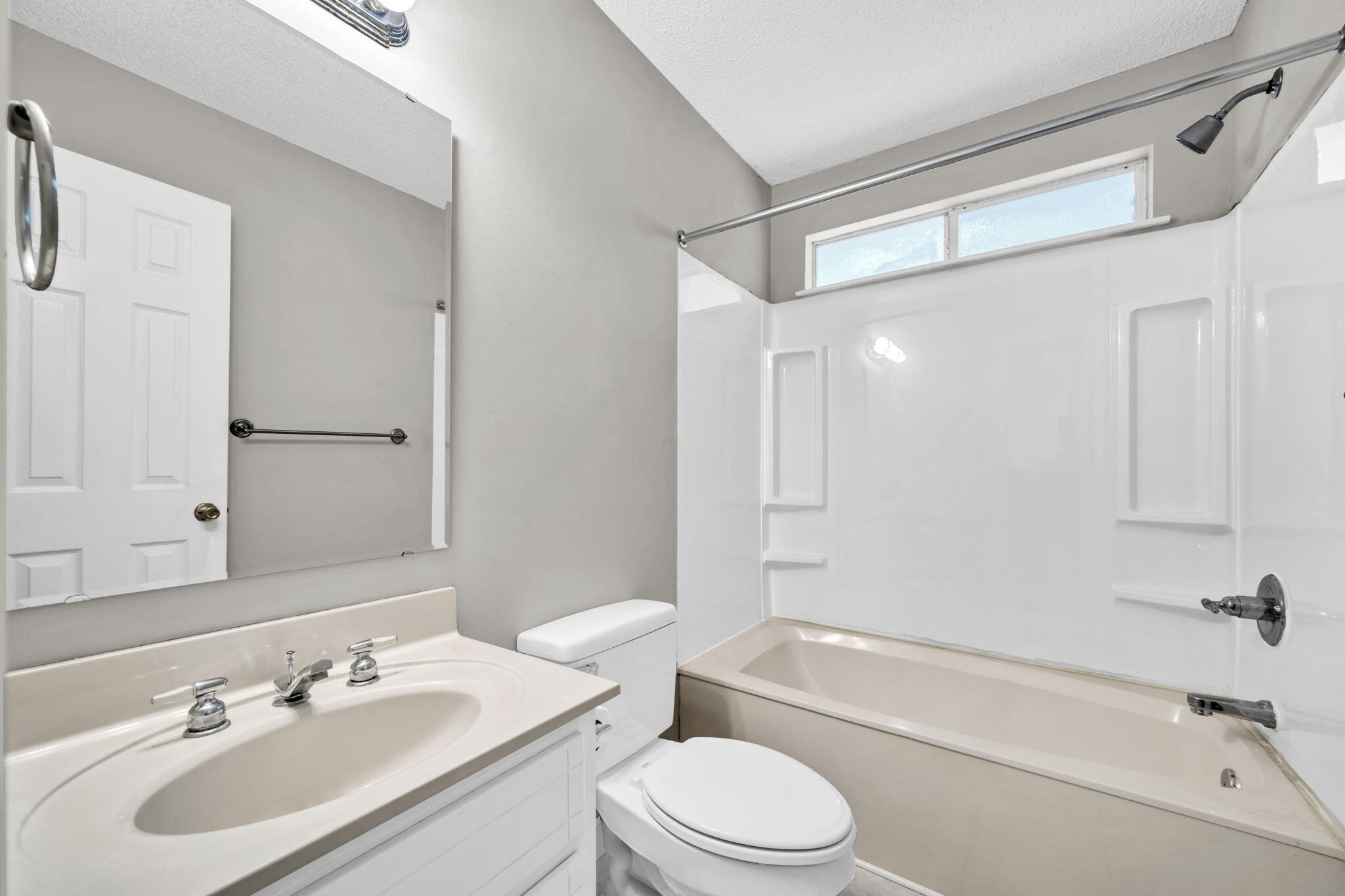 Escada A - Residential