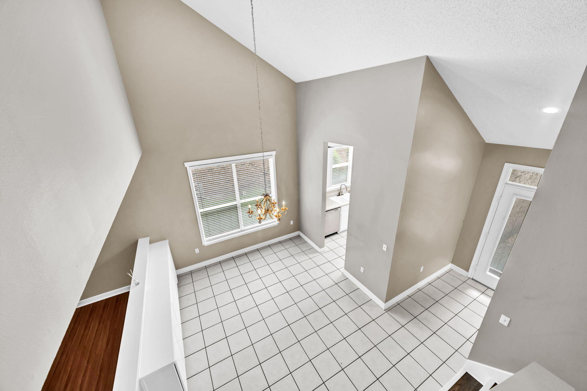 Escada A - Residential