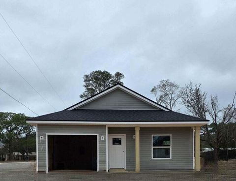 1207 Gordon Avenue Pensacola FL 32507