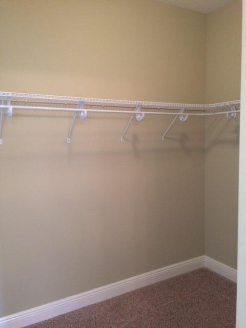 HOLLYROD PARK - Residential Lease